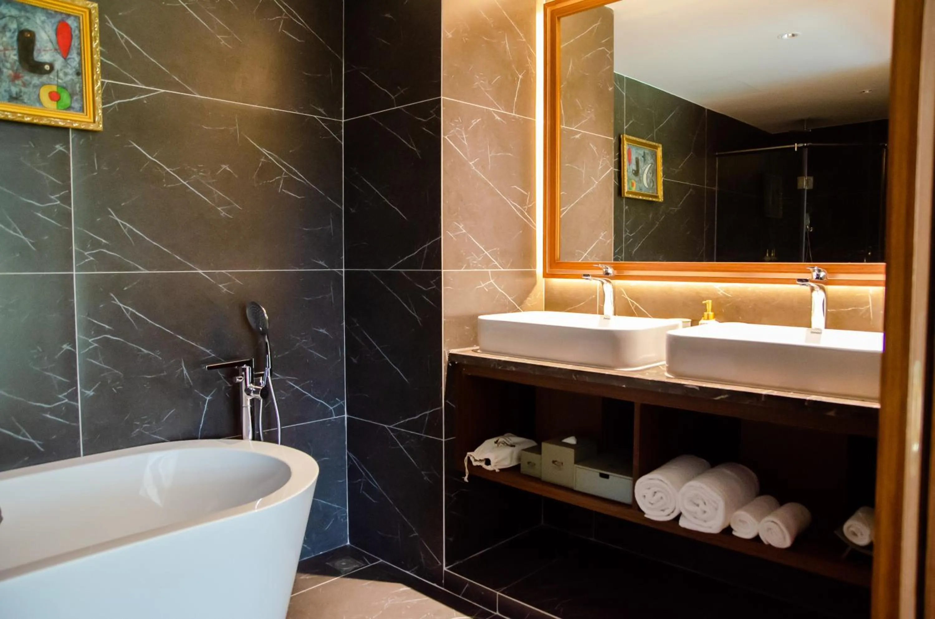 Bathroom in KOI Resort & Residence Da Nang - Inclusive Spa access