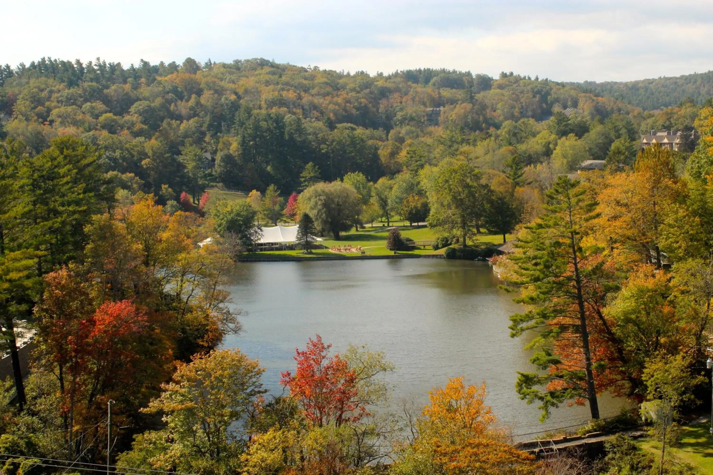 Autumn in Cliff Dwellers Inn