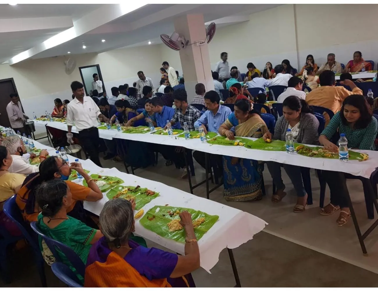 Restaurant/places to eat in Hotel Viceroy Comforts, Mysore