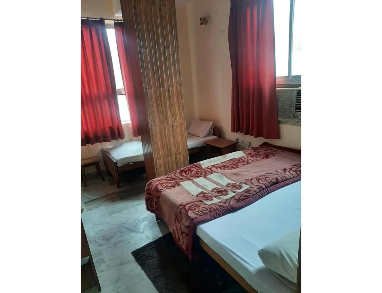 Bed in Hotel Ganga Kripa, Jaipur