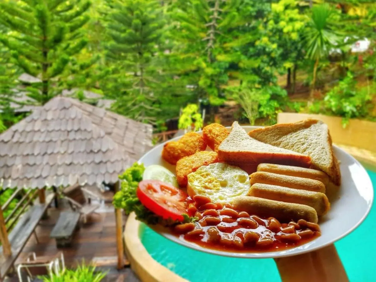 Continental breakfast in Fig Tree Hills Resort (花果山度假村)