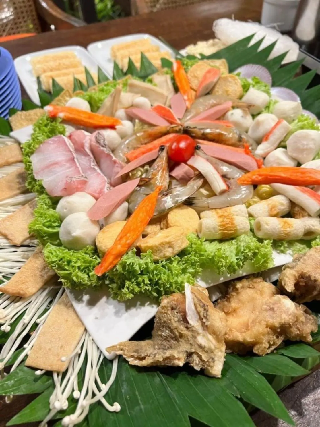 Food and drinks in Fig Tree Hills Resort (花果山度假村)