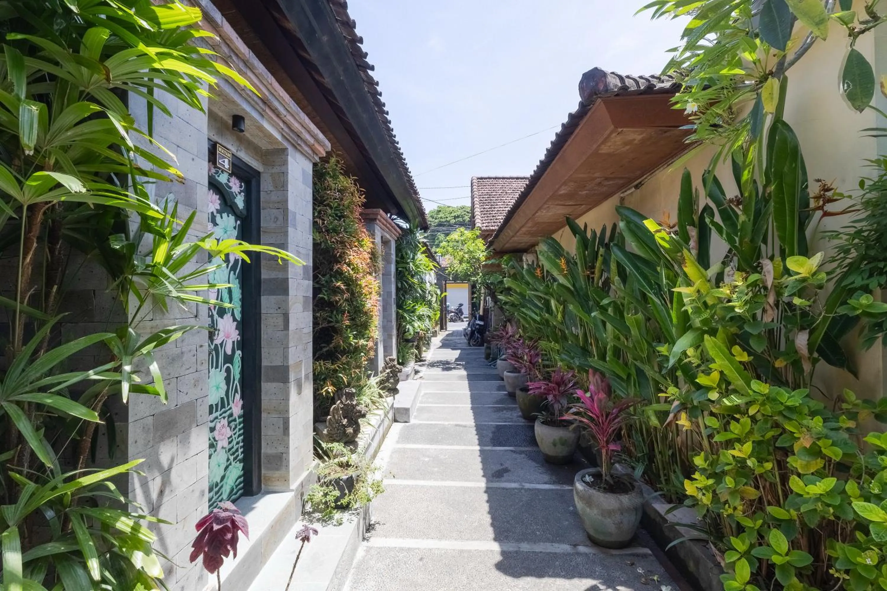 Property building in Wayan Homestay Sanur