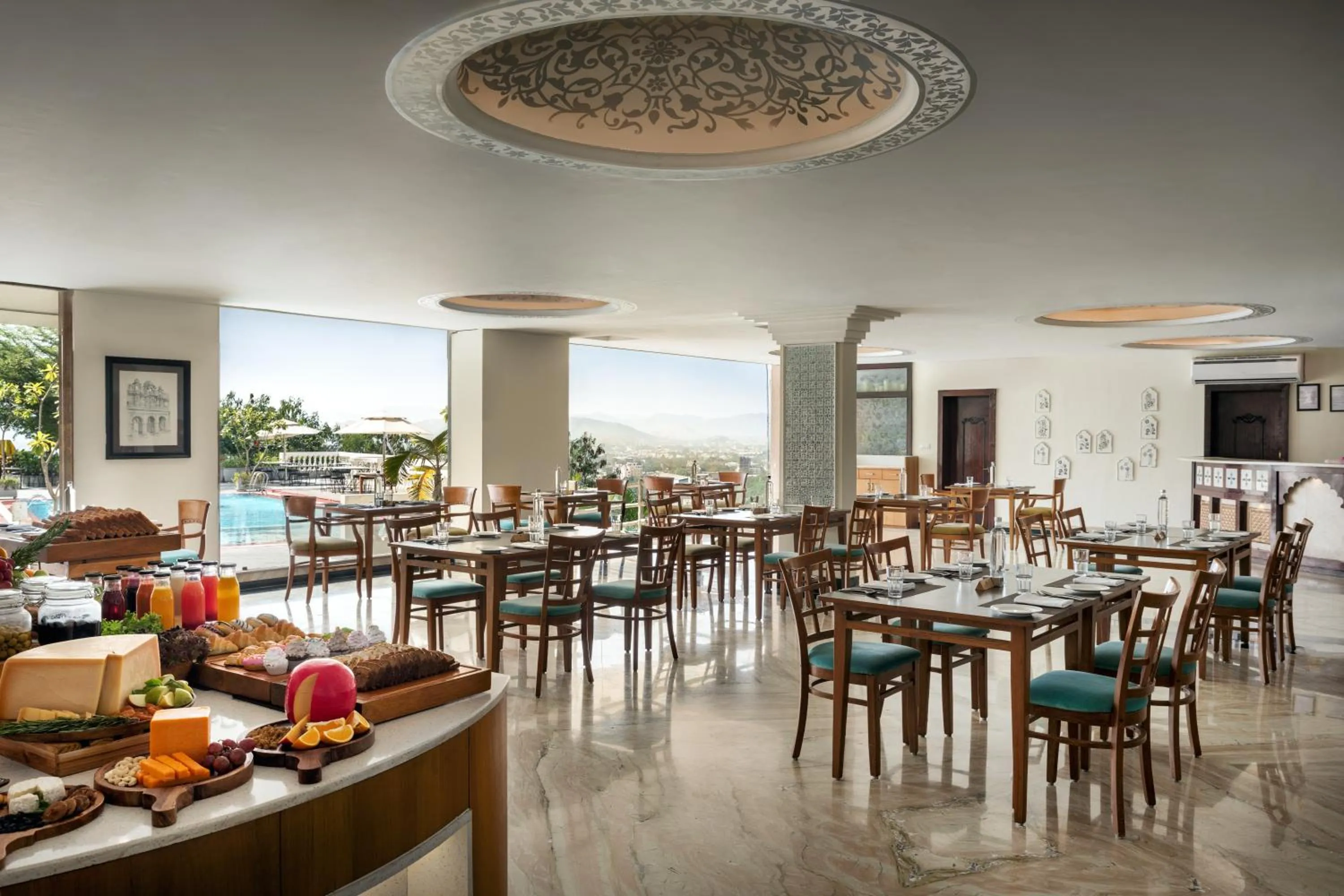 Restaurant/places to eat in Bhairavgarh Palace Udaipur