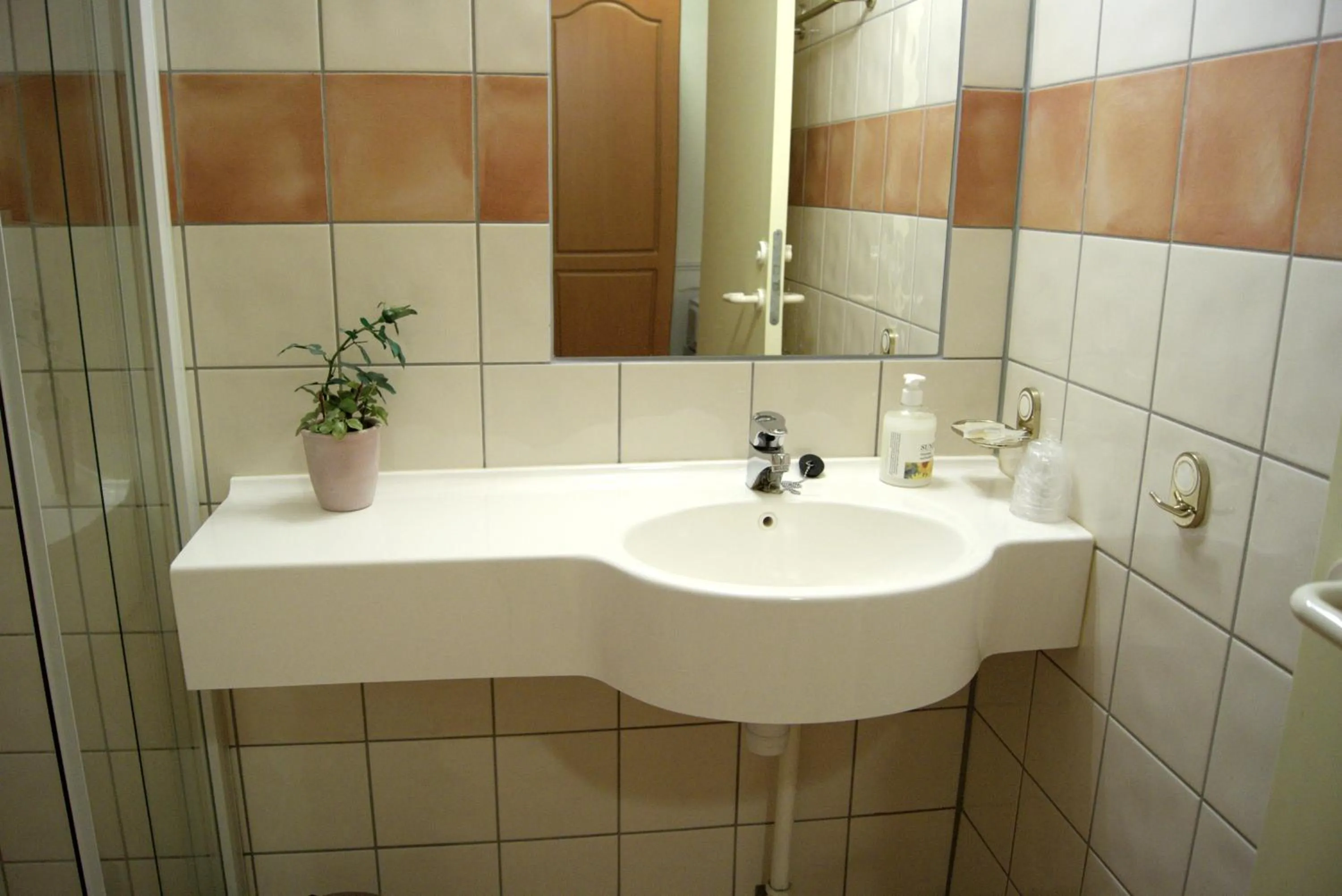 Bathroom in True Vesterålen Hotel