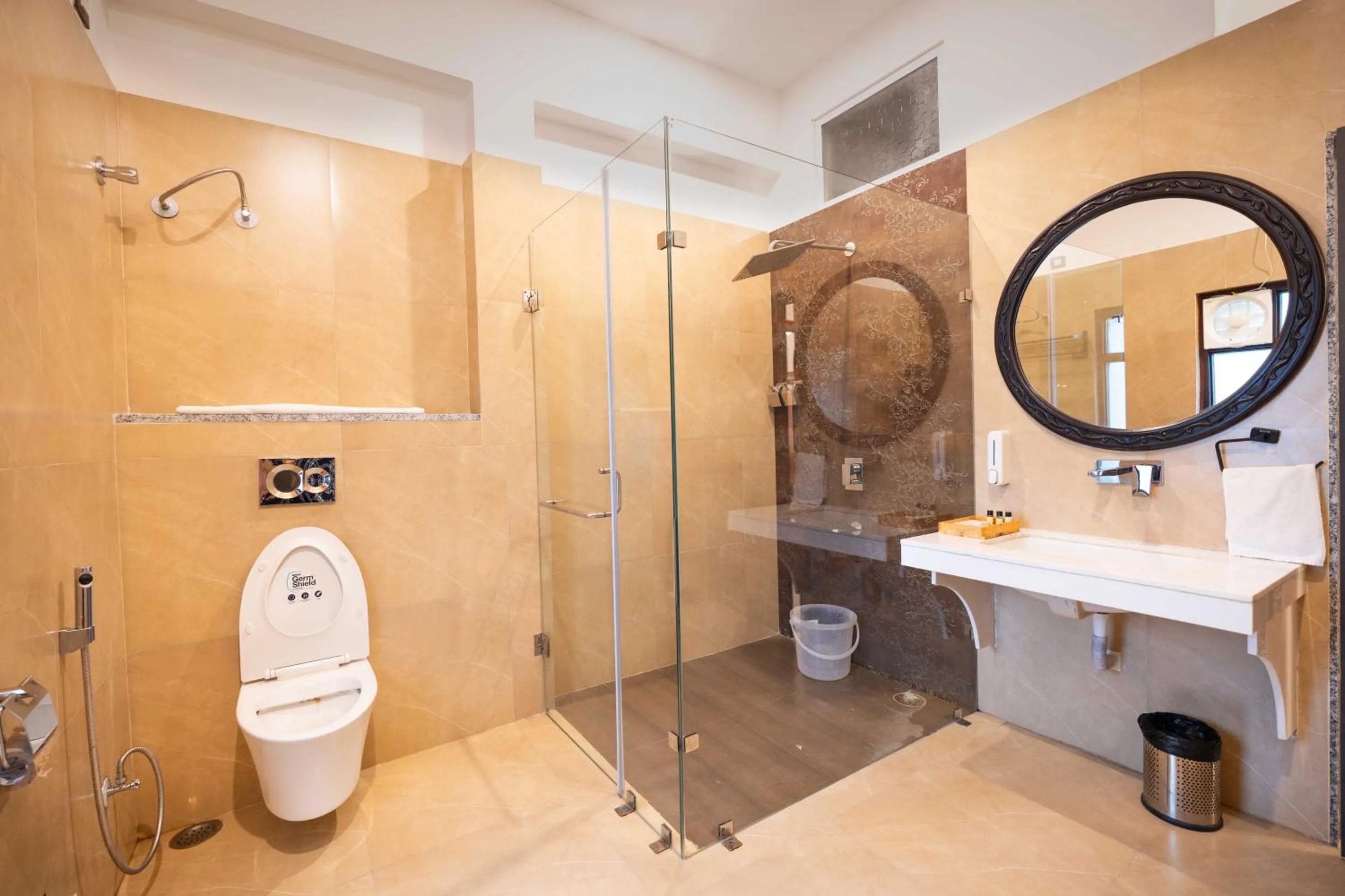 Shower in Amaatra Resorts