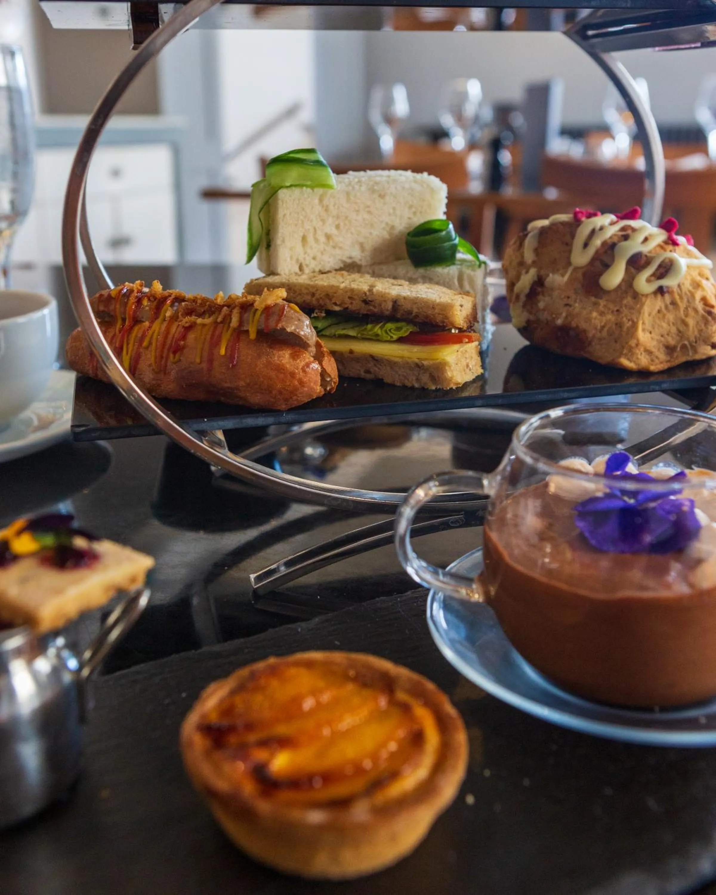 Restaurant/places to eat in The Crown Hotel