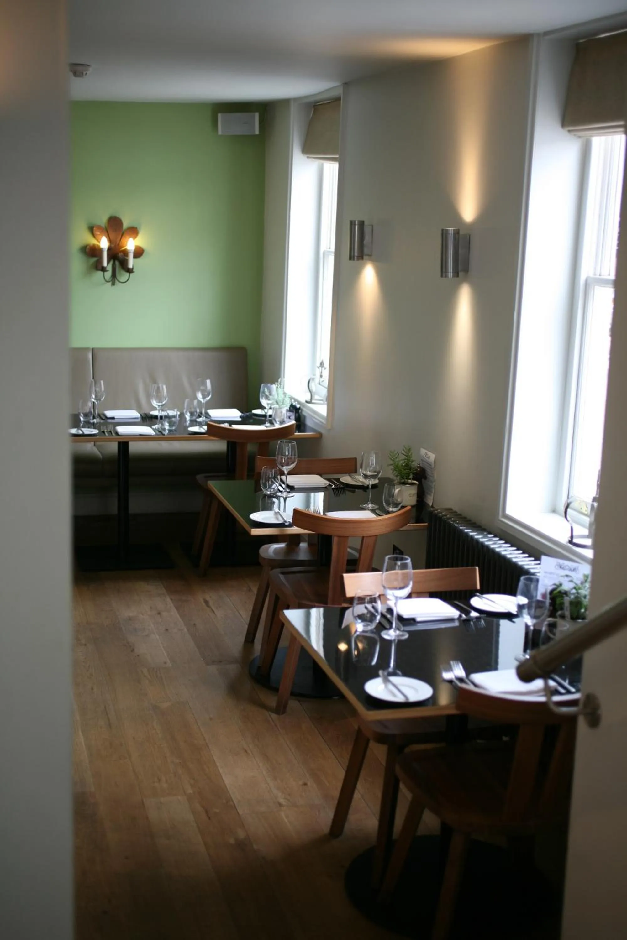 Restaurant/places to eat in The Crown Hotel