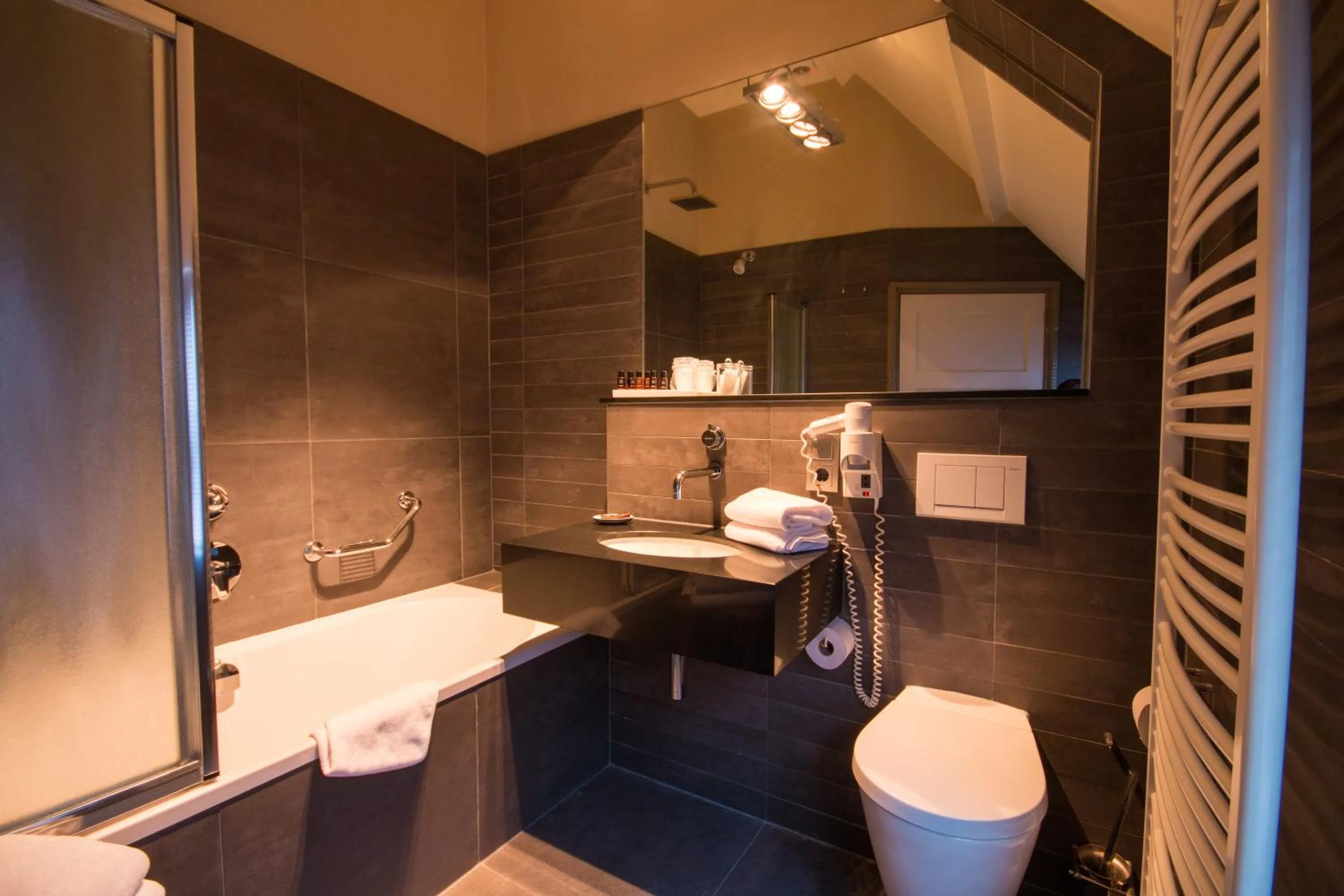 Bathroom in Auberge de Campveerse Toren