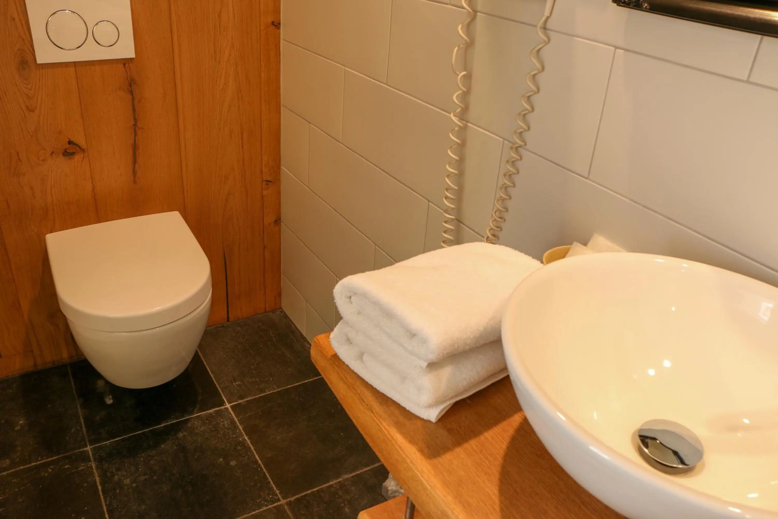 Bathroom in Auberge de Campveerse Toren