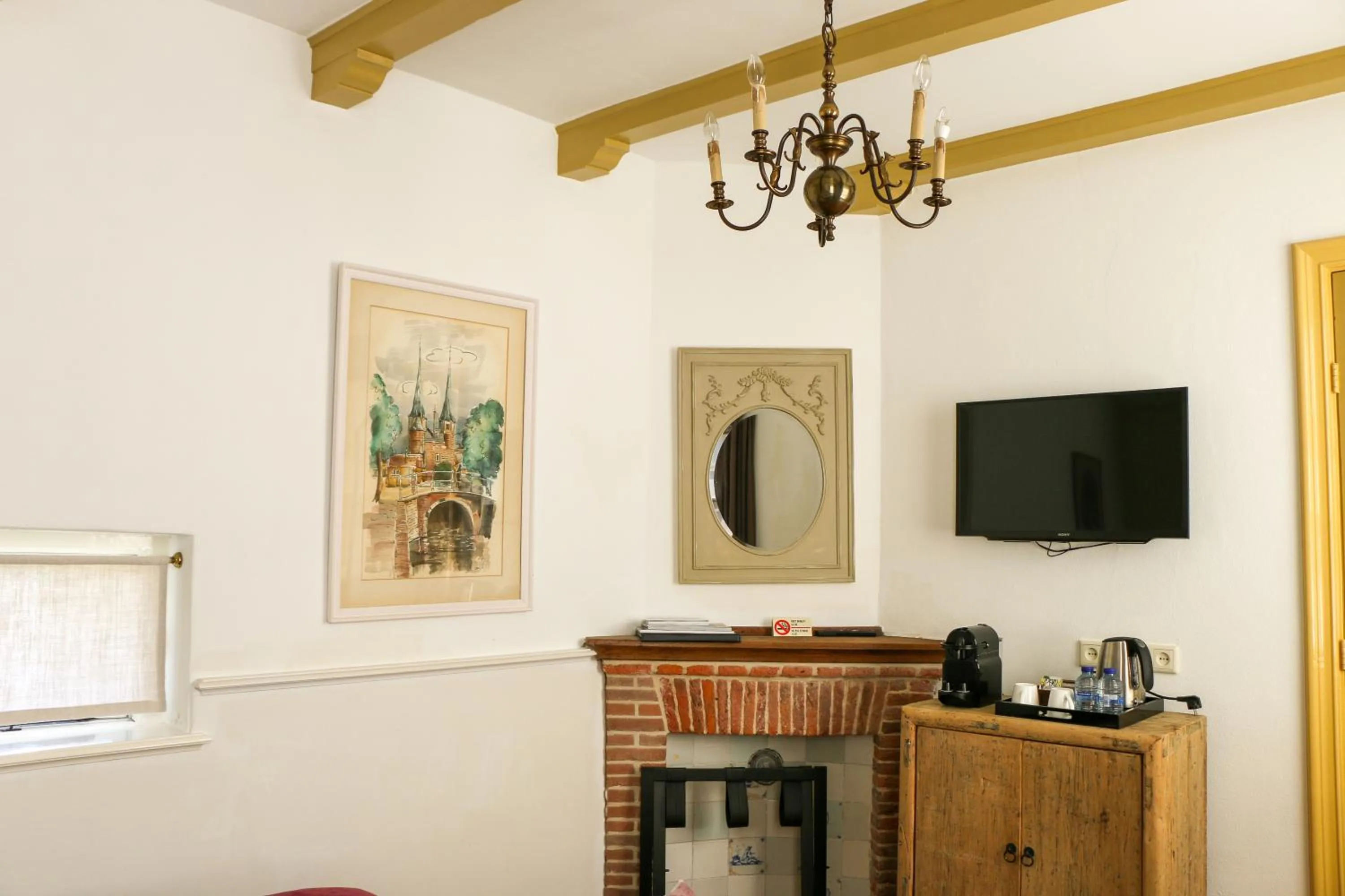 TV and multimedia in Auberge de Campveerse Toren