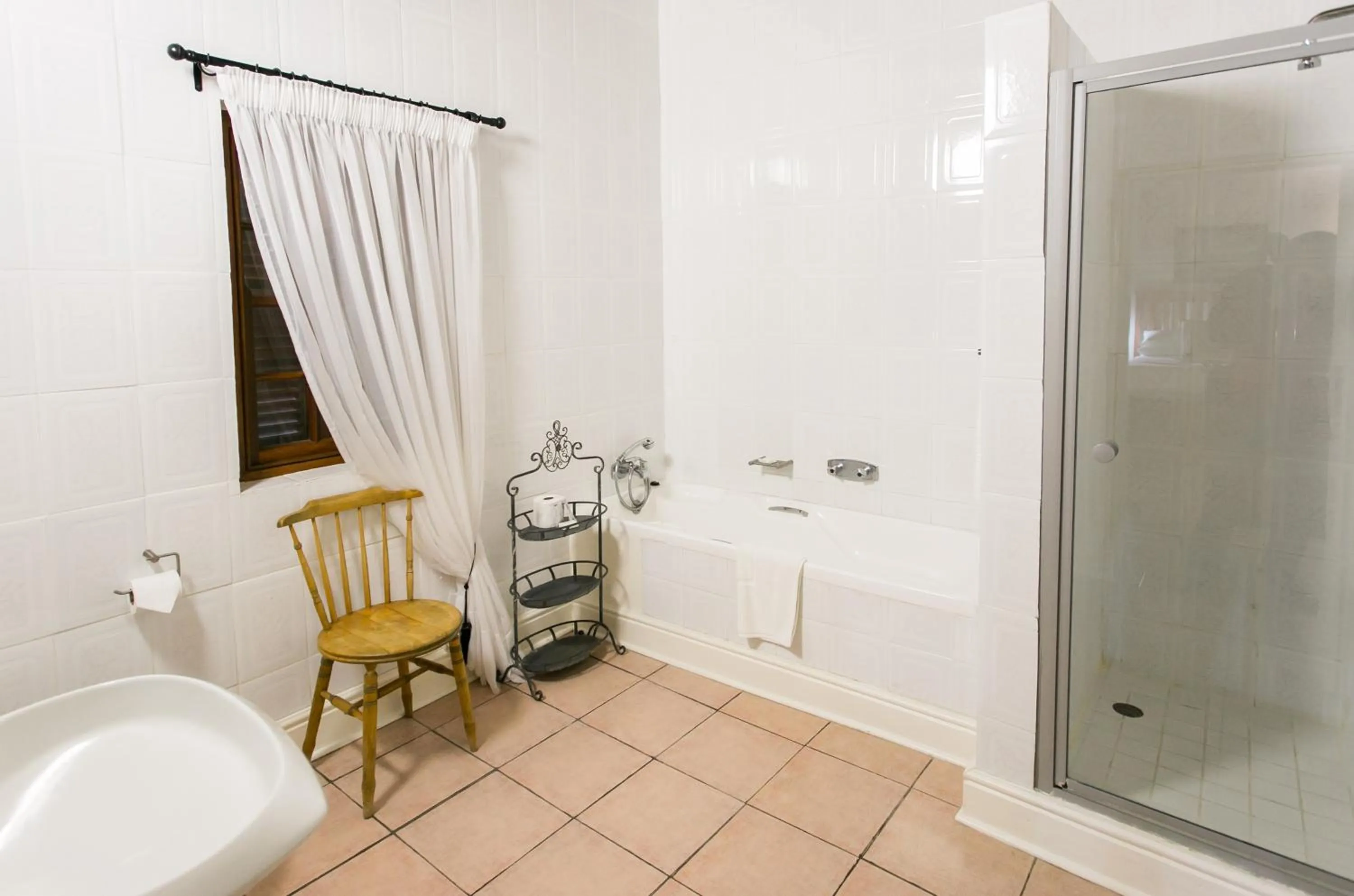 Bathroom in Matoppo Inn