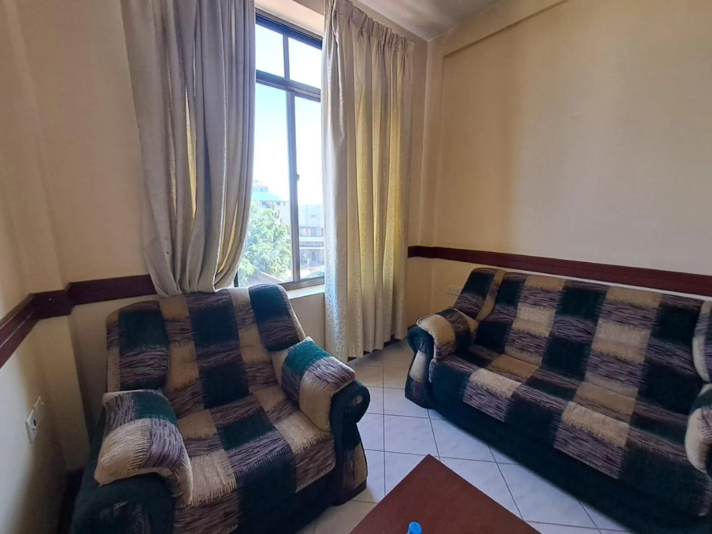 Living room in Moshi Leopard Hotel