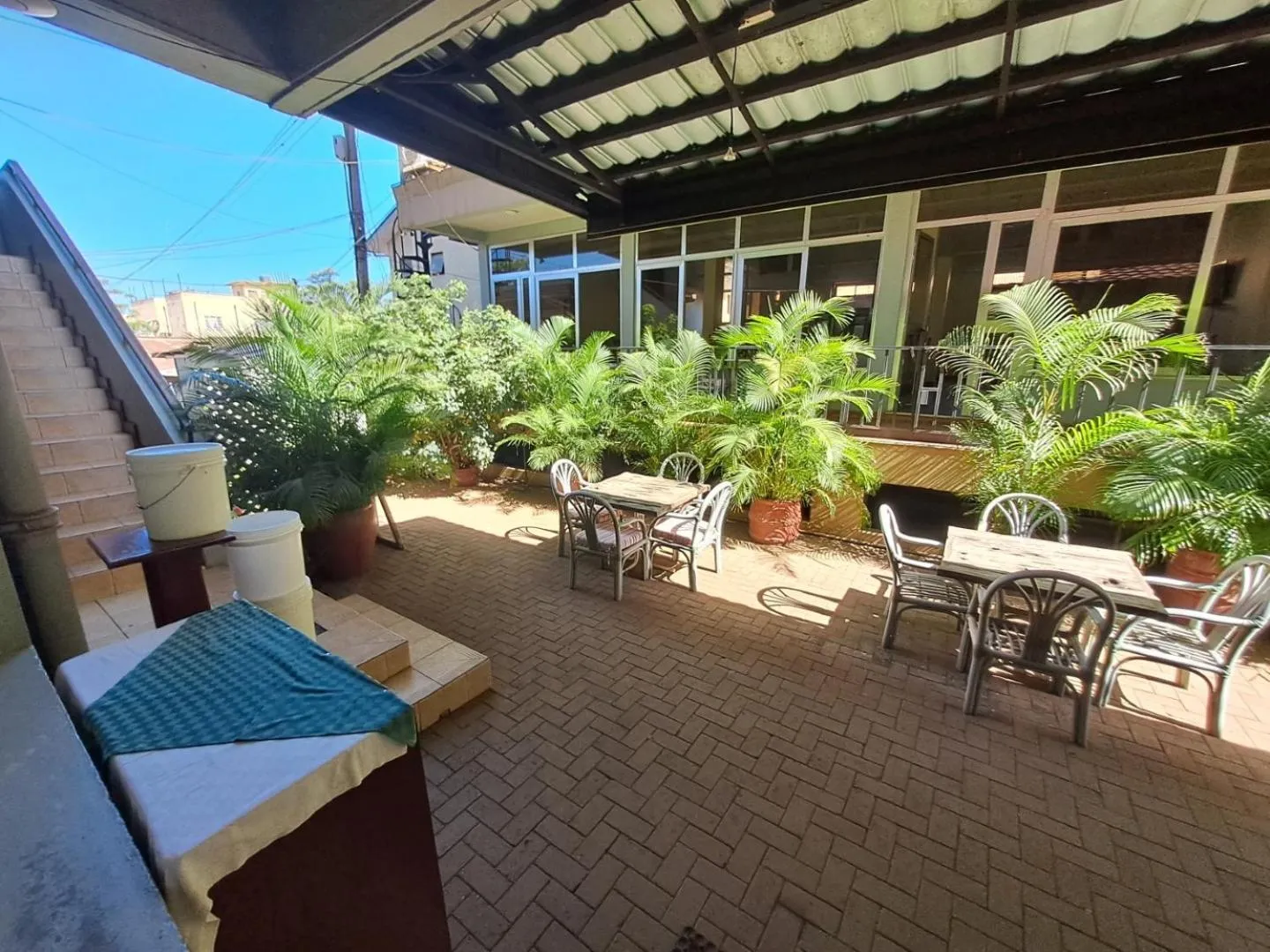 Patio in Moshi Leopard Hotel