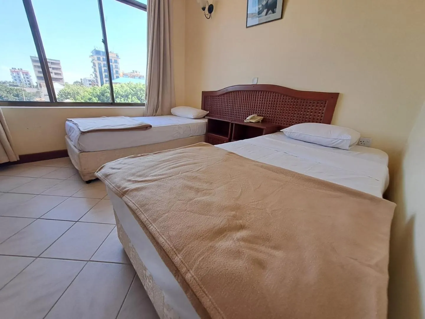 Bed in Moshi Leopard Hotel