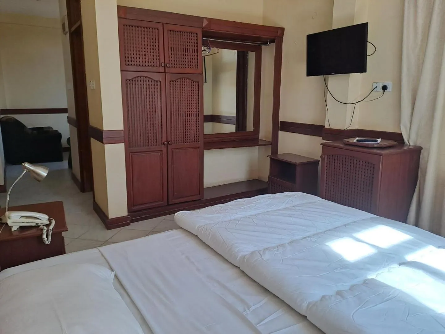 Bed in Moshi Leopard Hotel