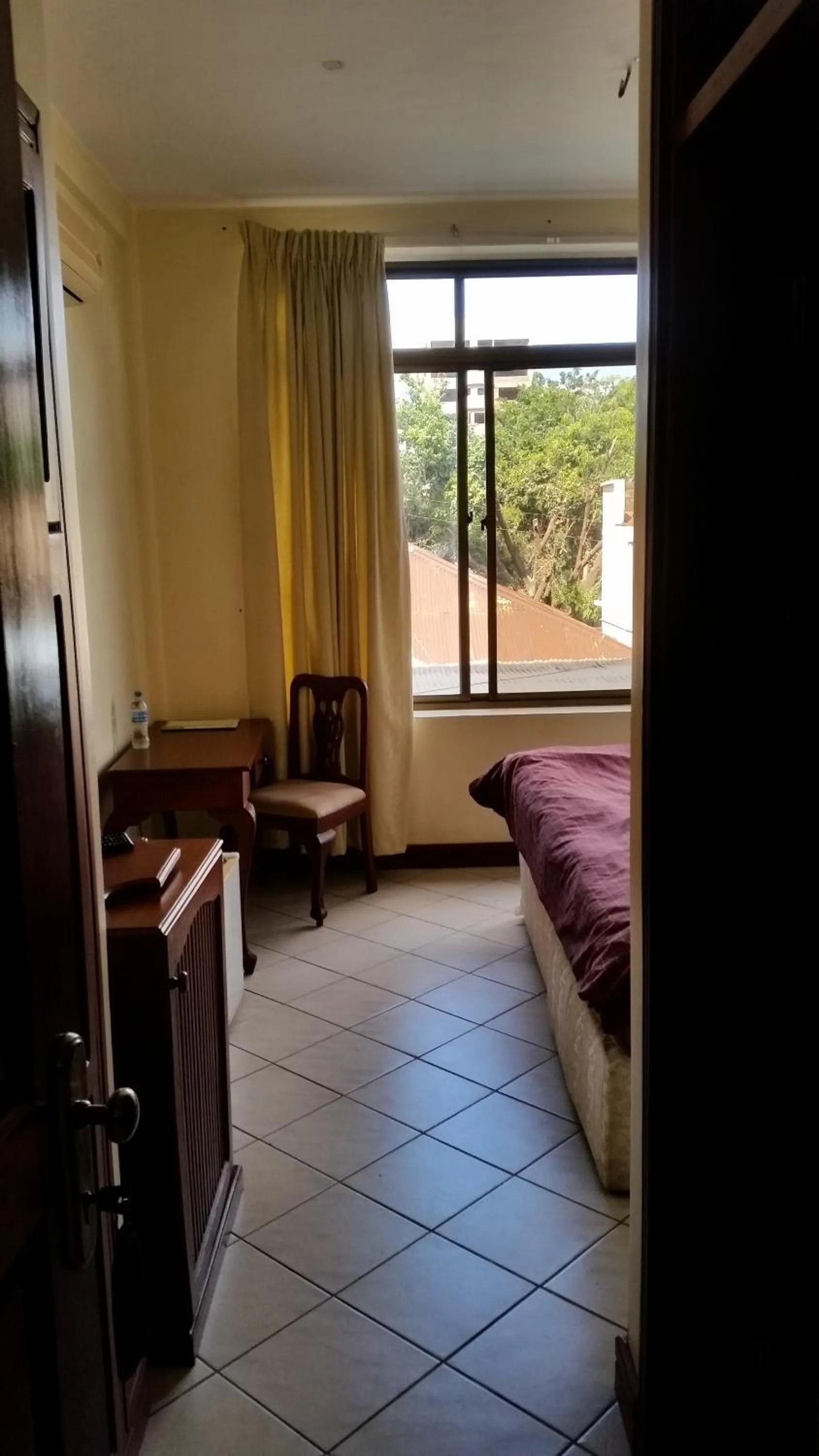 Bedroom, Bed in Moshi Leopard Hotel