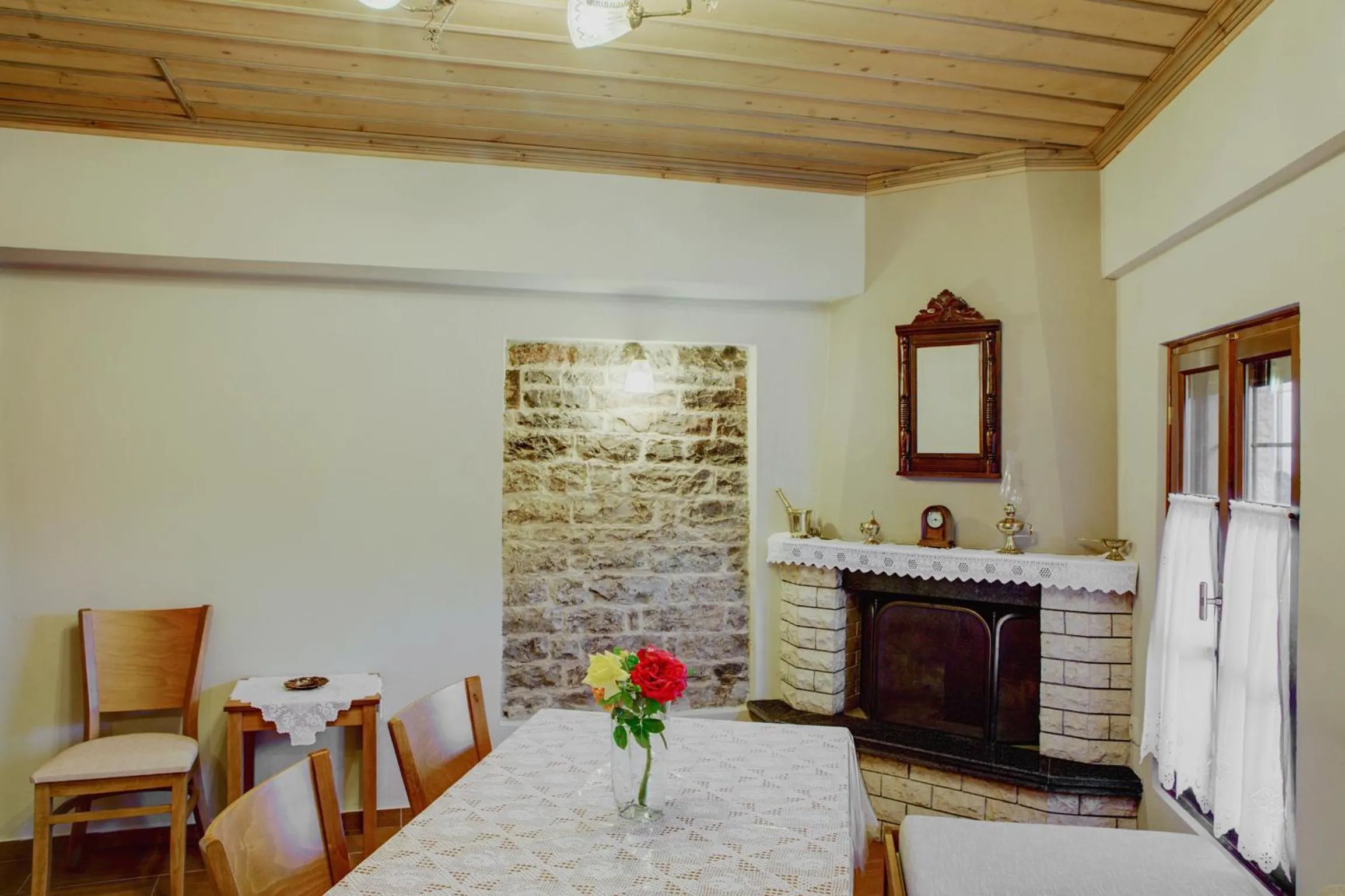 Communal lounge/ TV room in Archontiko Evridikis