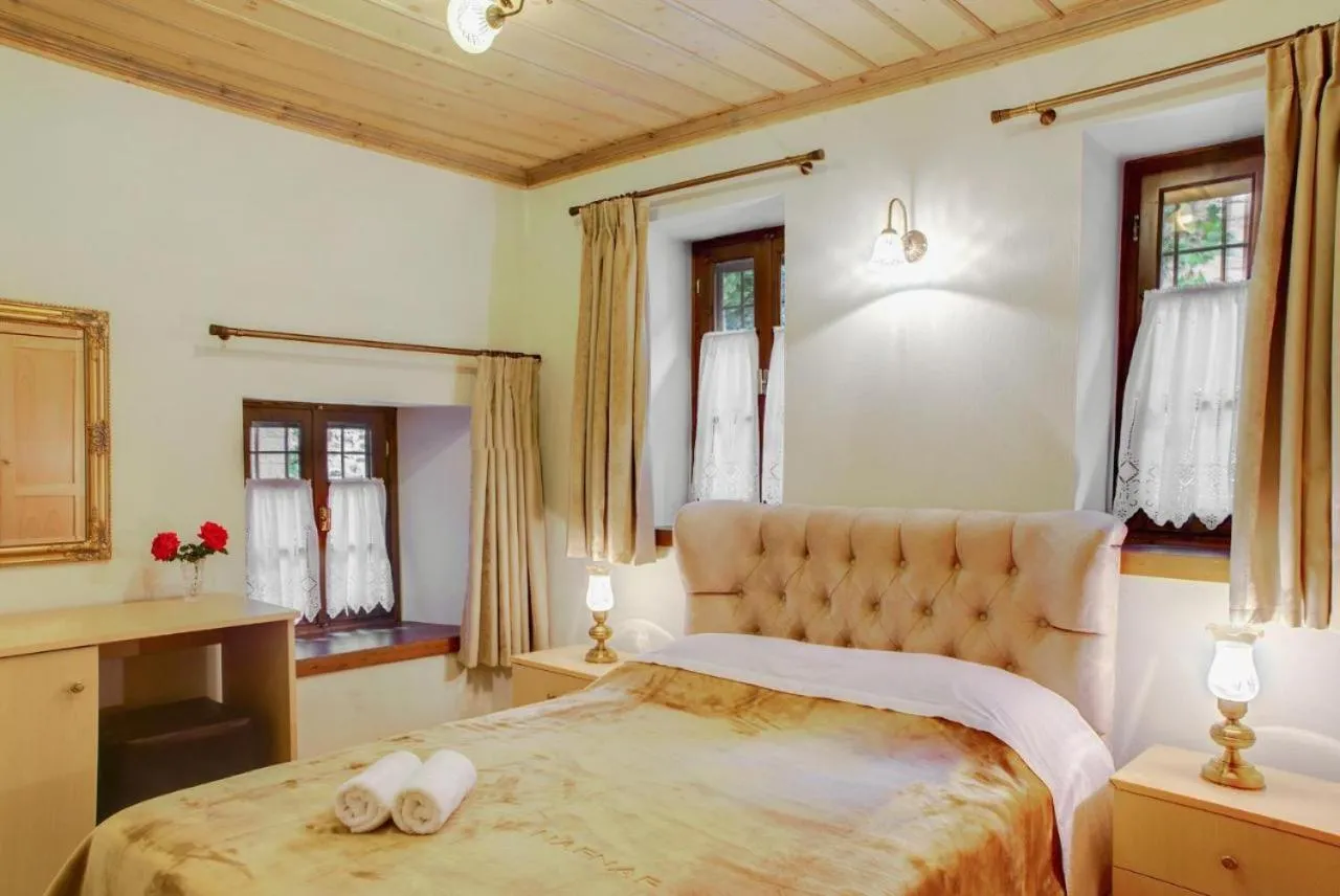 Bed in Archontiko Evridikis