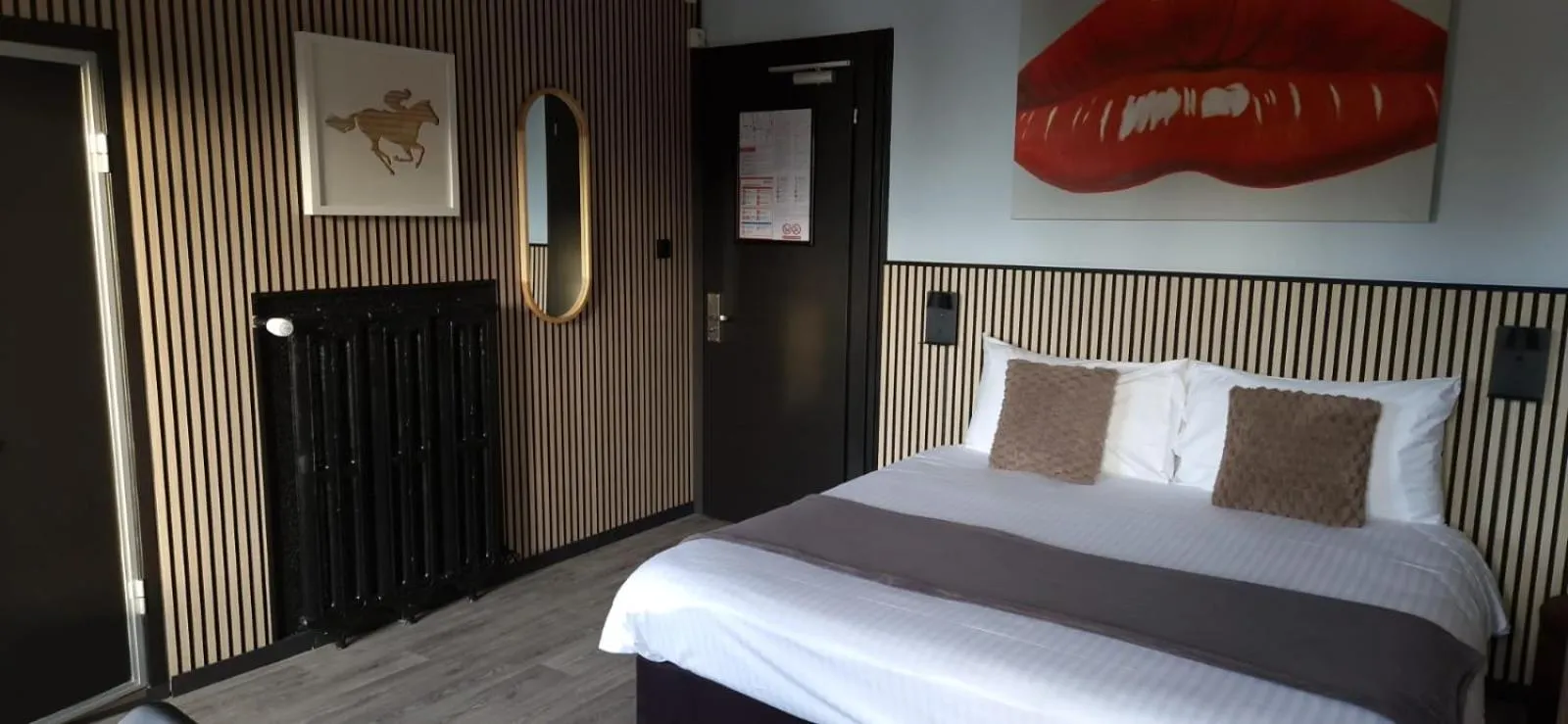 Bed in Hotel Parc & Lac