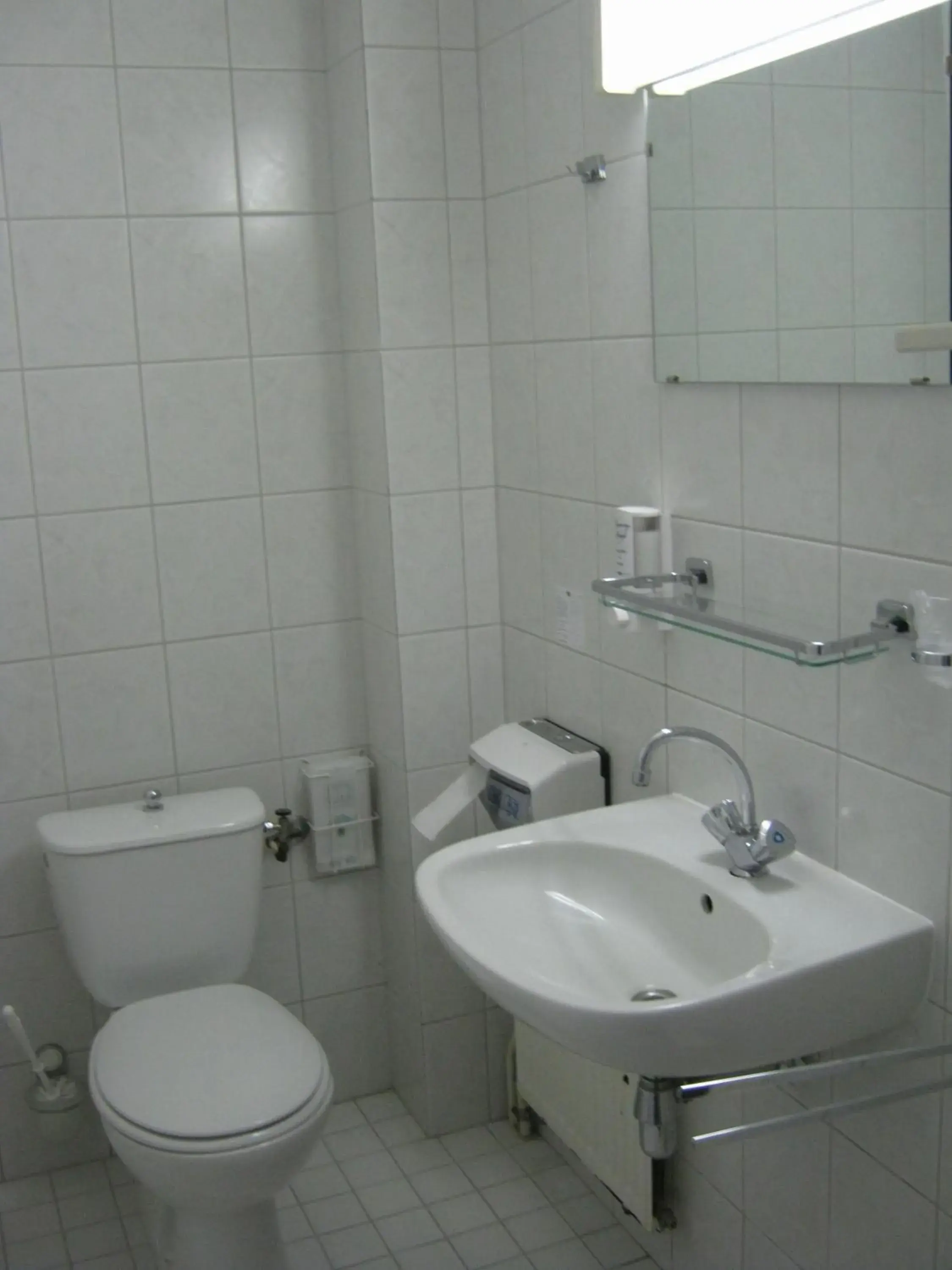 Comfort Double Room with Bath in Fletcher Hotel Restaurant Dinkeloord Comfort Double Room with Bath in Fletcher Hotel Restaurant Dinkeloord