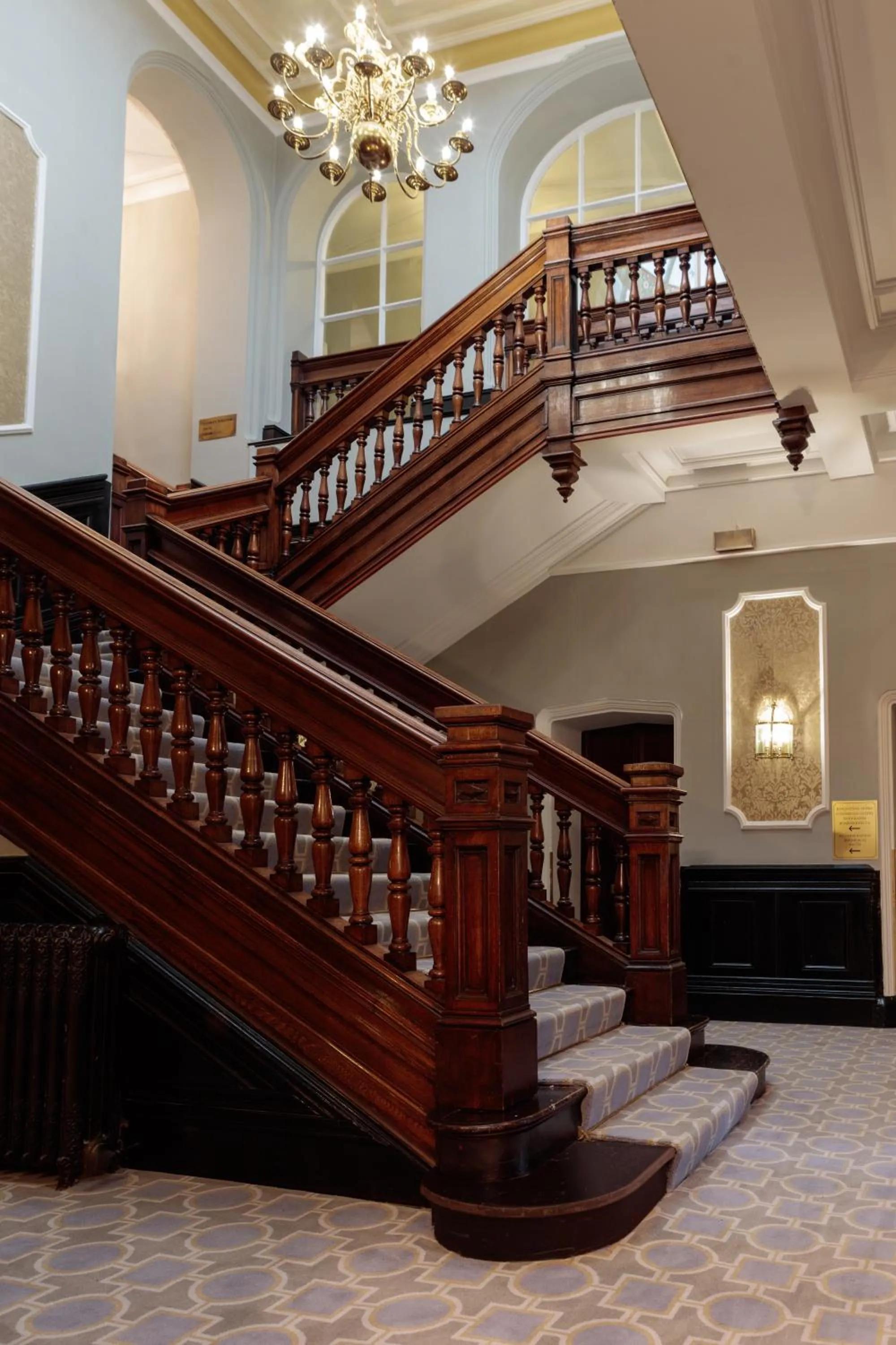 Property building in Mercure Blackburn Dunkenhalgh Hotel & Spa