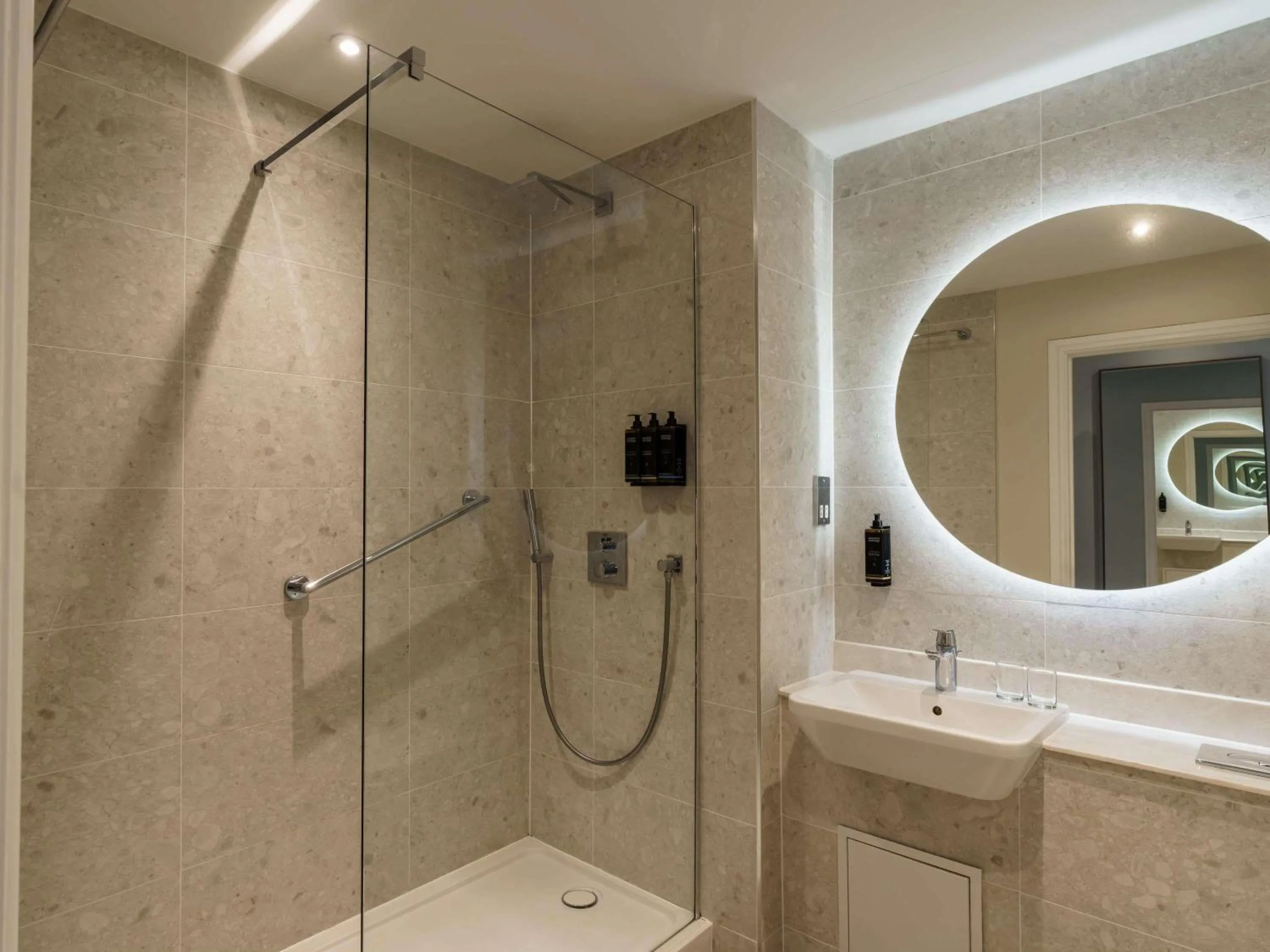 Bedroom in Mercure Blackburn Dunkenhalgh Hotel & Spa