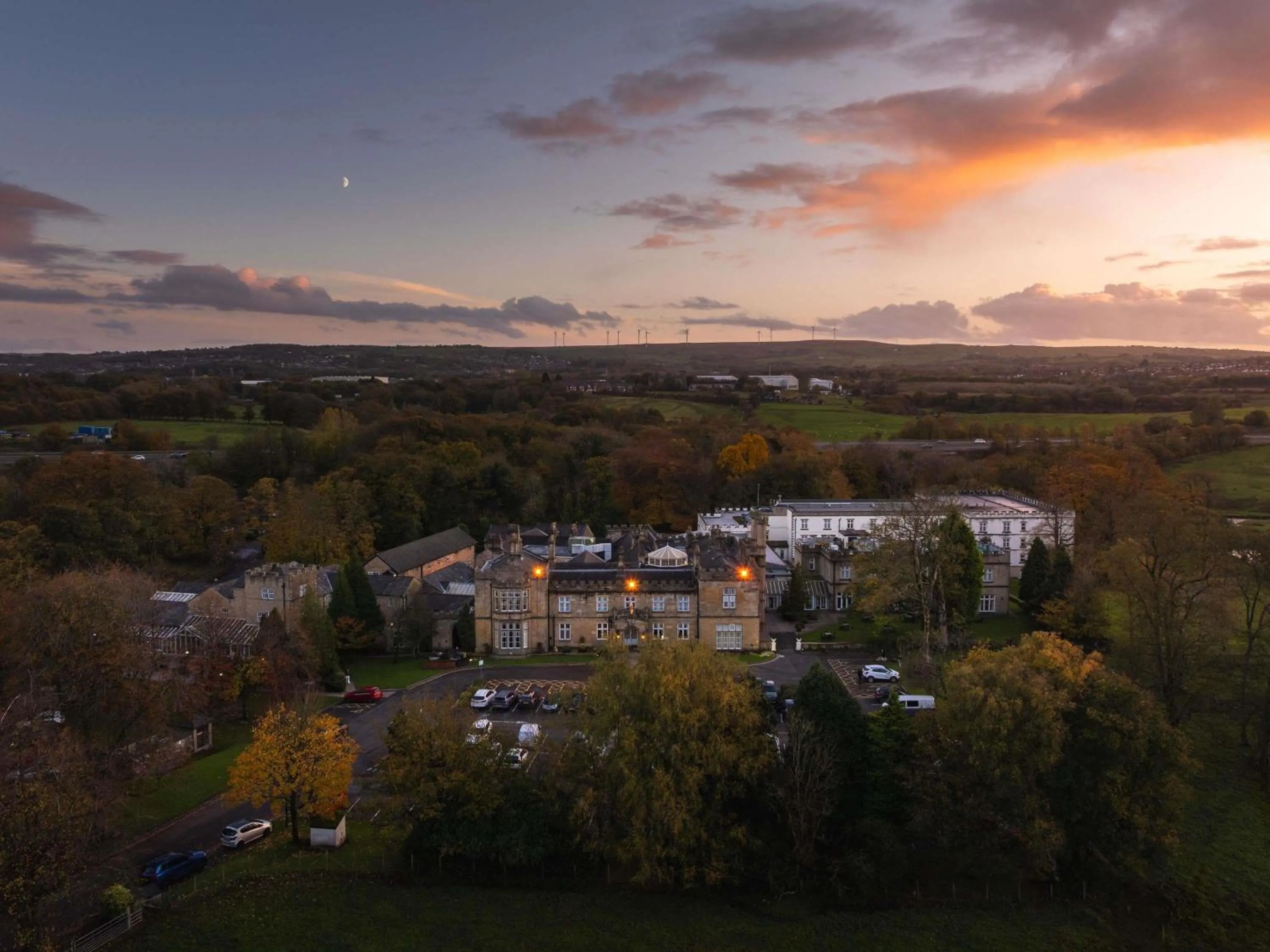 Property building in Mercure Blackburn Dunkenhalgh Hotel & Spa