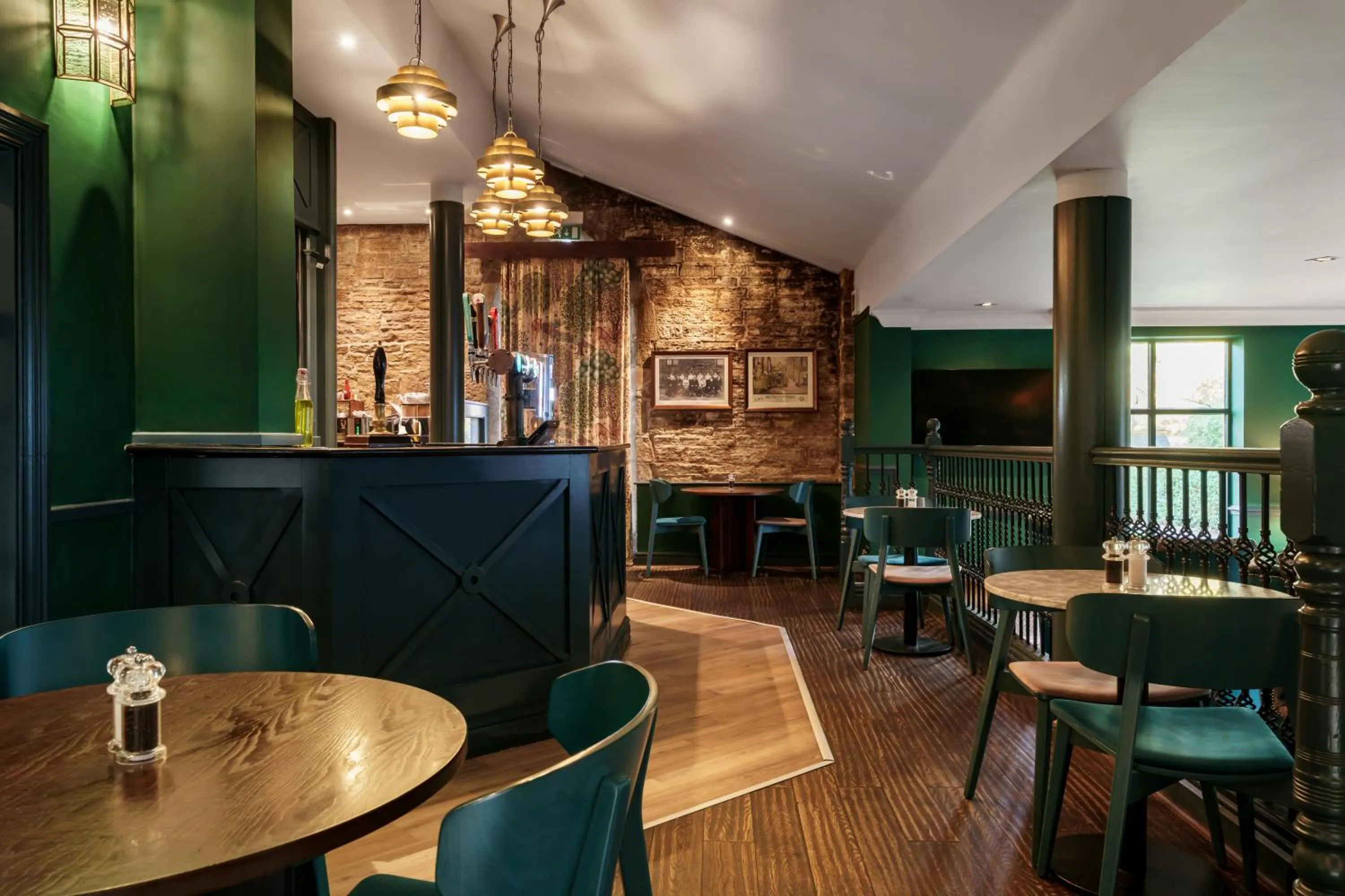 Lounge or bar in Mercure Blackburn Dunkenhalgh Hotel & Spa