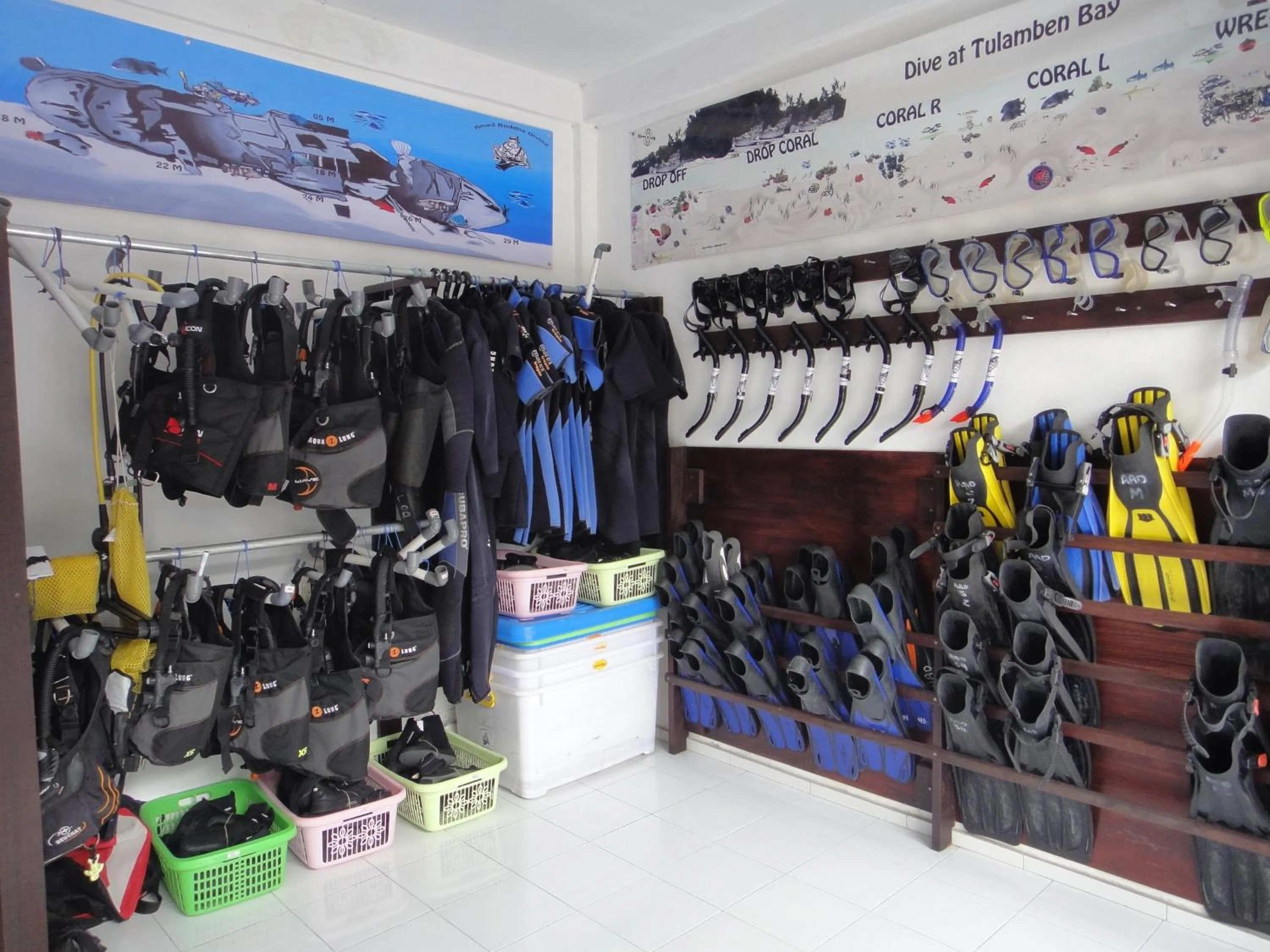 Diving in Alami Resort, Restaurant and Dive Center