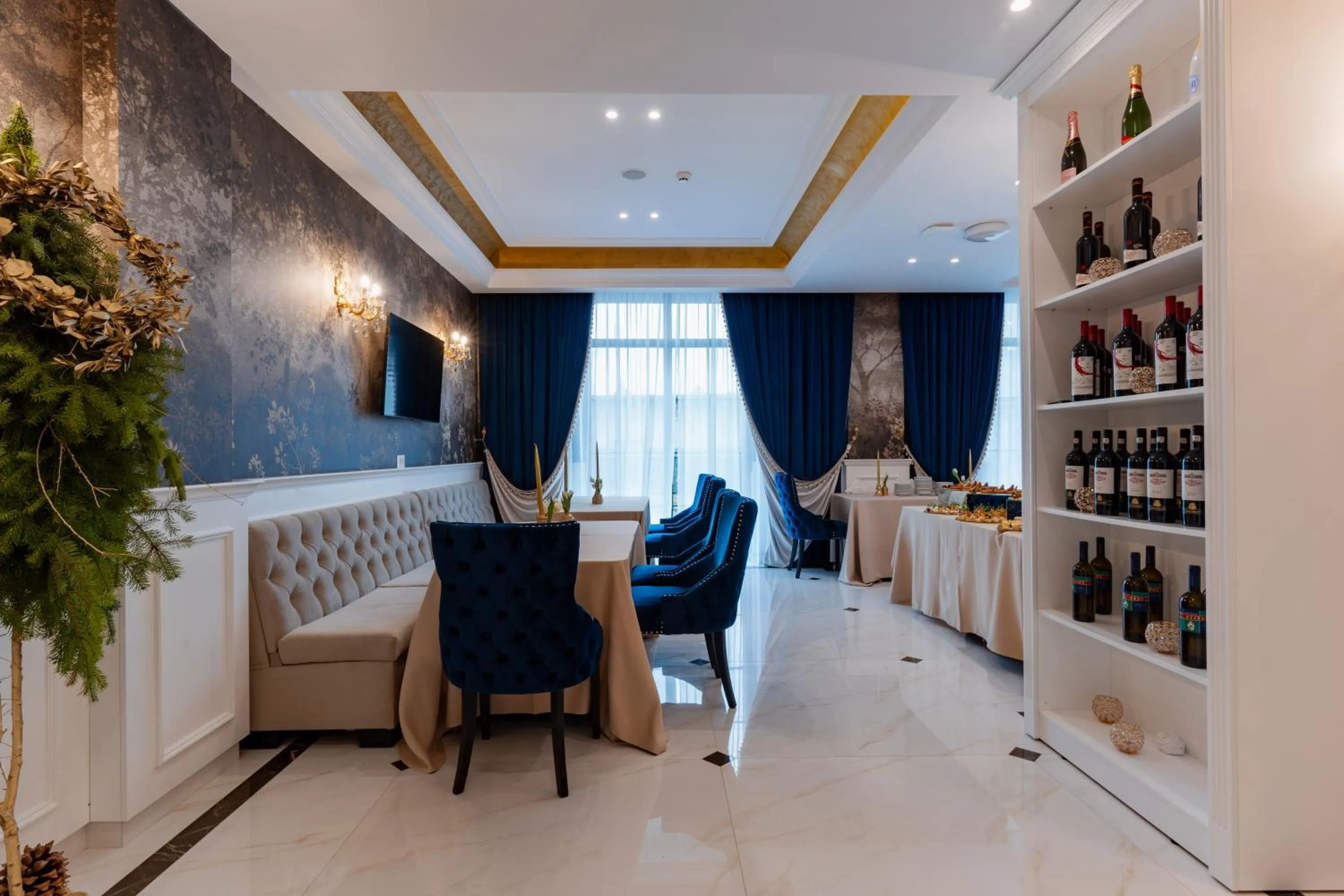 Restaurant/places to eat in Hotel NOBLESSE Boutique&Spa