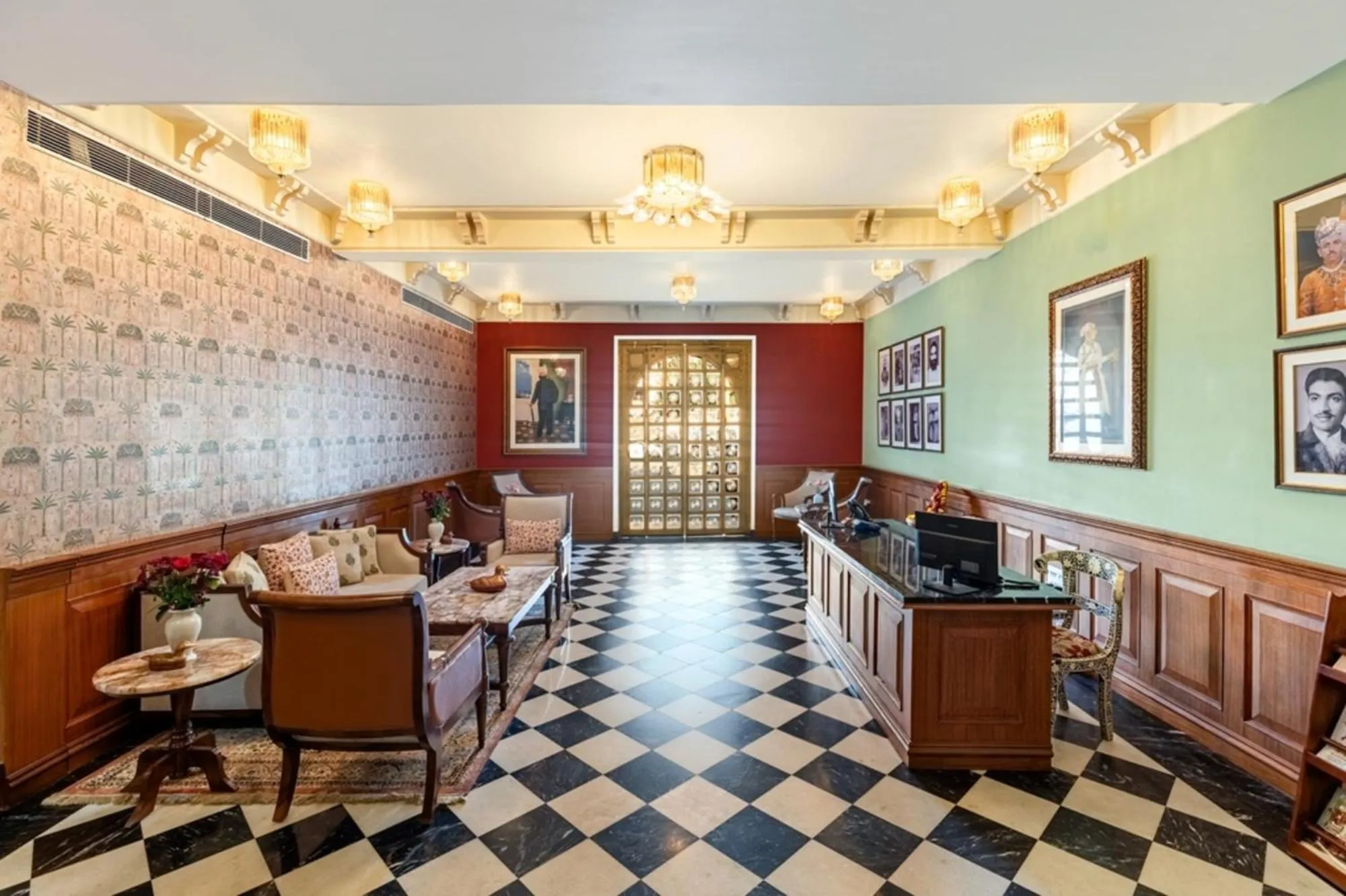 Lobby or reception in Chunda Haveli