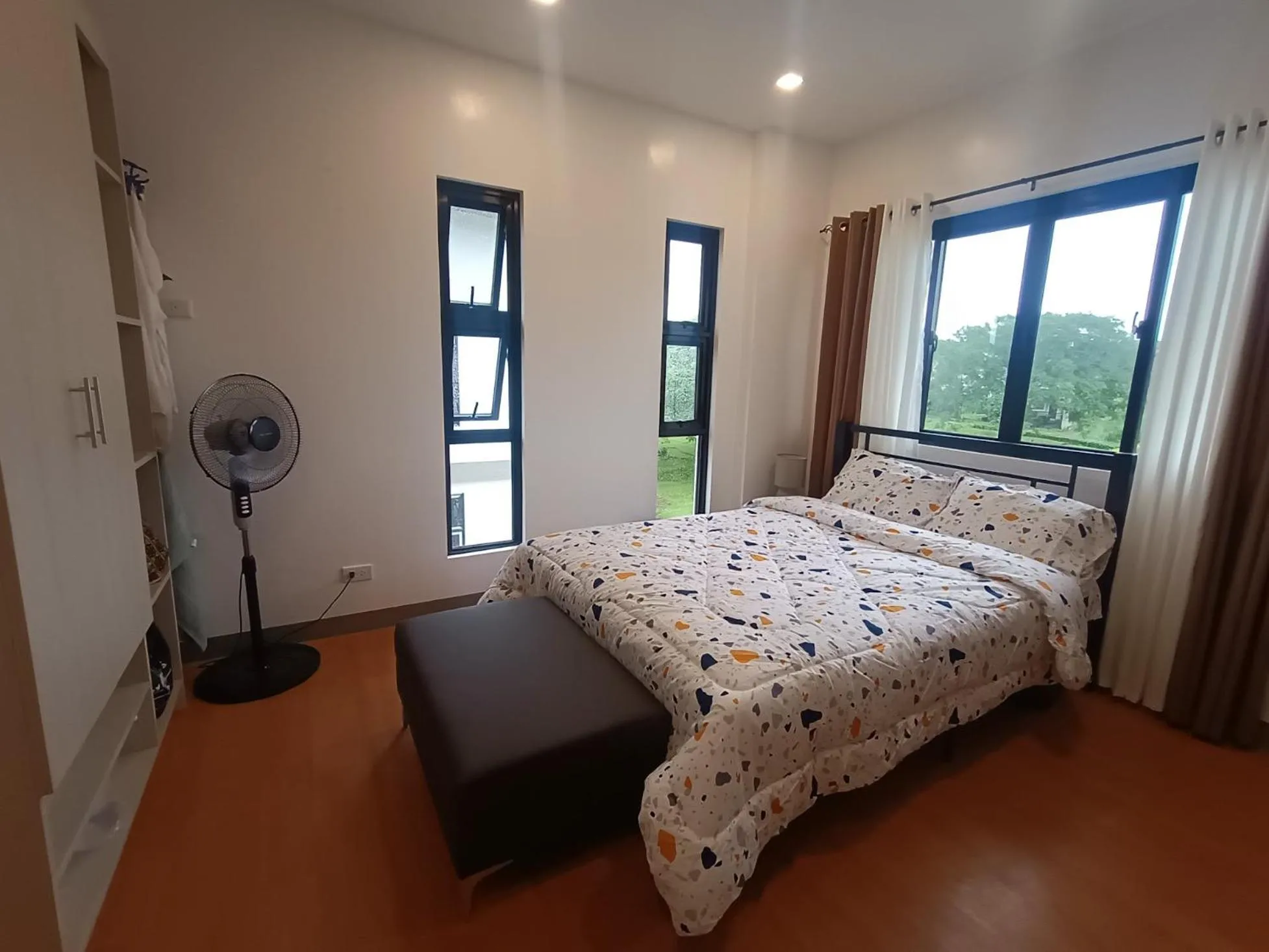 Photo of the whole room, Bed in Casa Devino - Discover the Perfect Condo Getaway in Luxury, Netflix, Free Parking