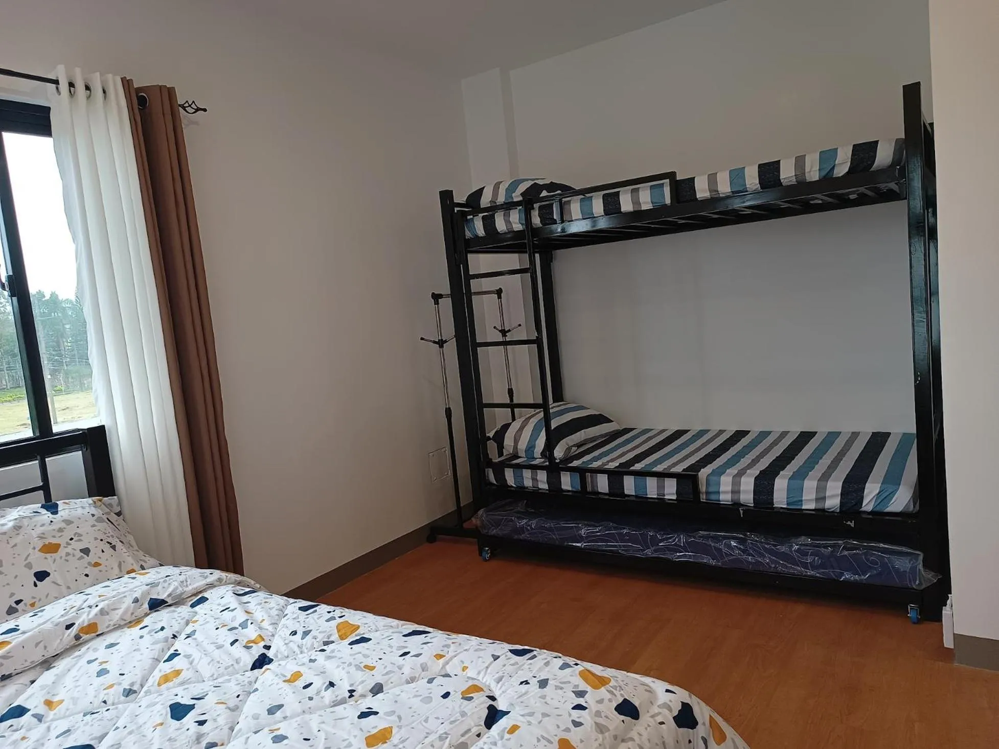 Bedroom, Bed in Casa Devino - Discover the Perfect Condo Getaway in Luxury, Netflix, Free Parking