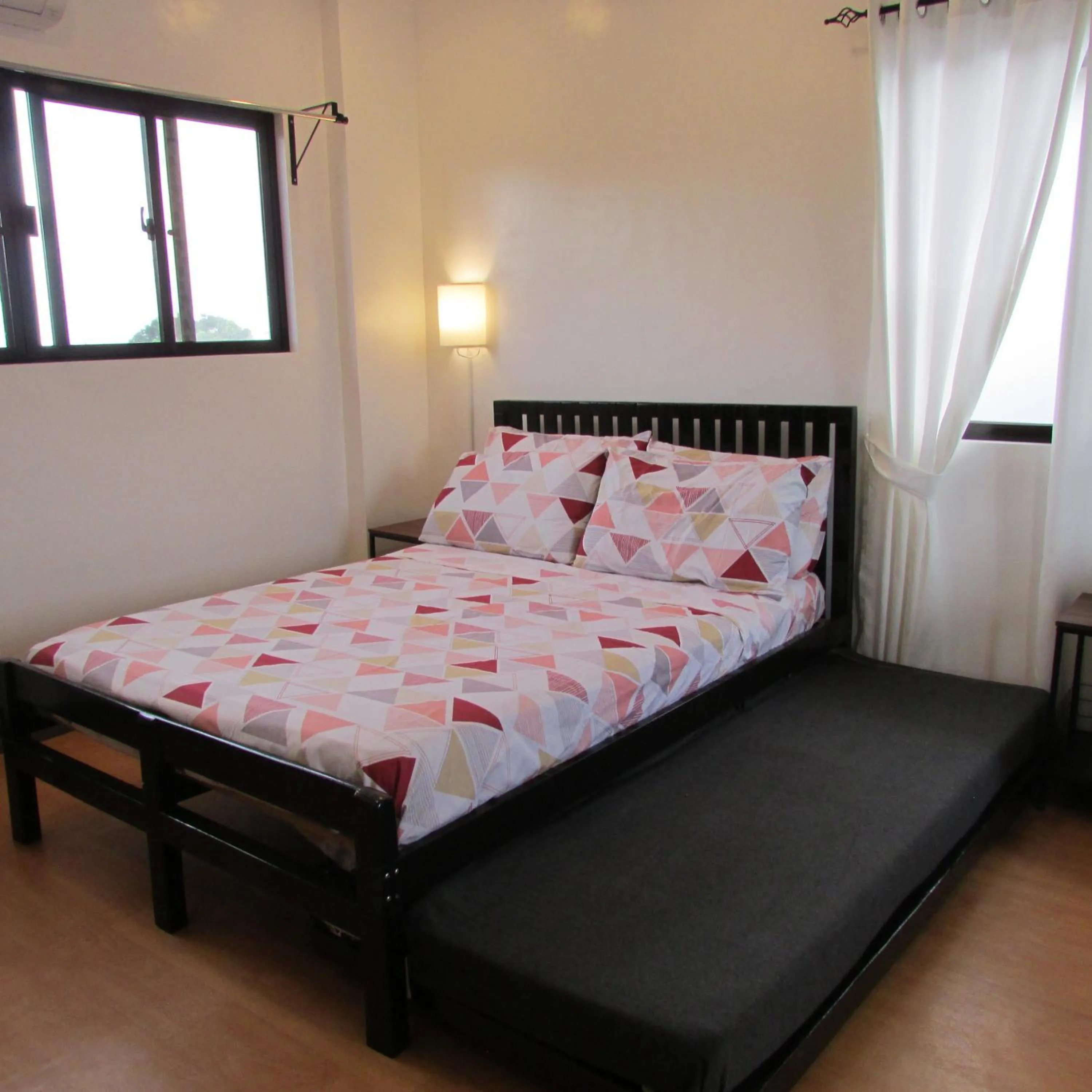 Bed in Casa Devino - Discover the Perfect Condo Getaway in Luxury, Netflix, Free Parking