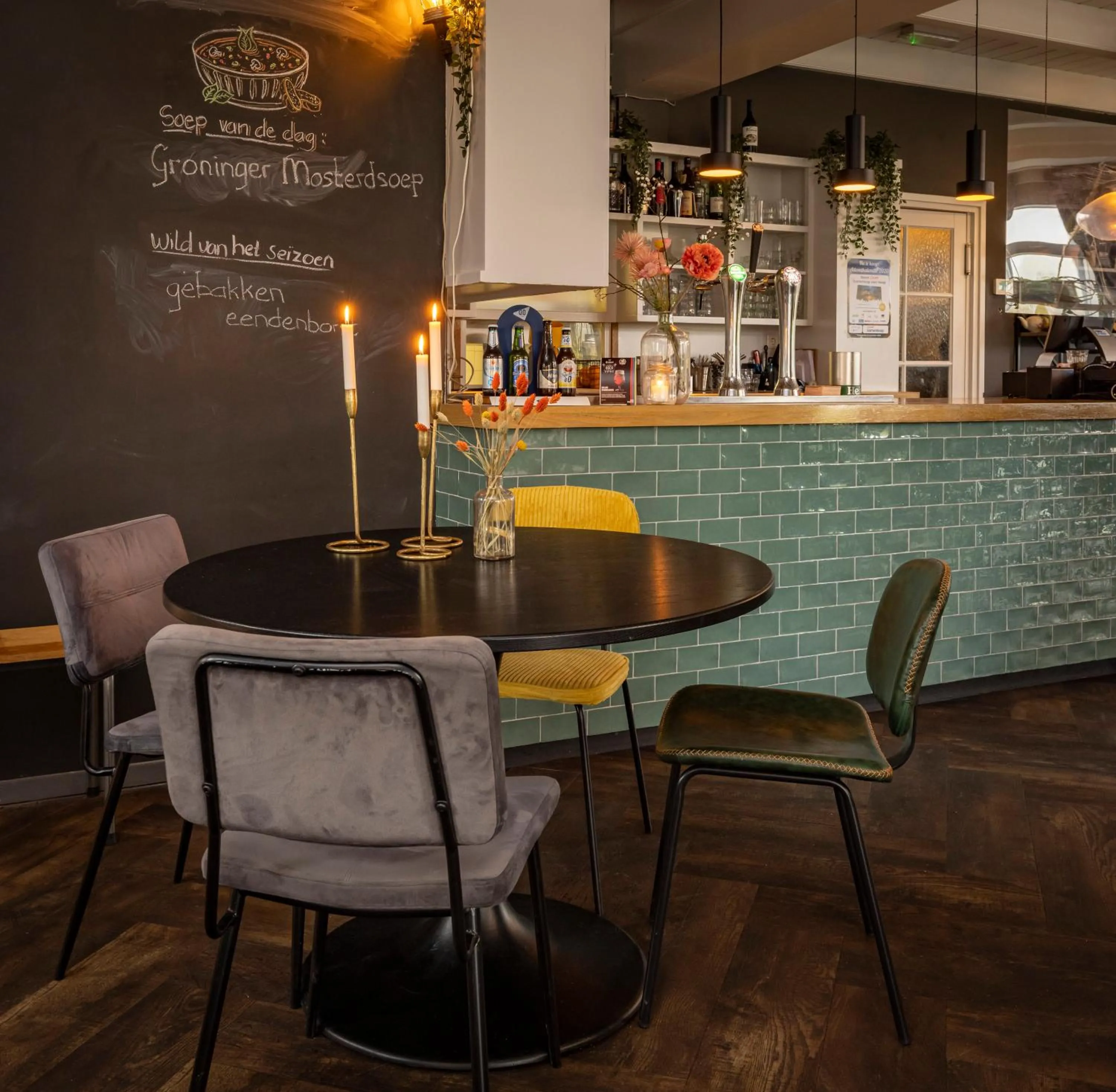 Restaurant/places to eat in Hotel Marenland Winsum