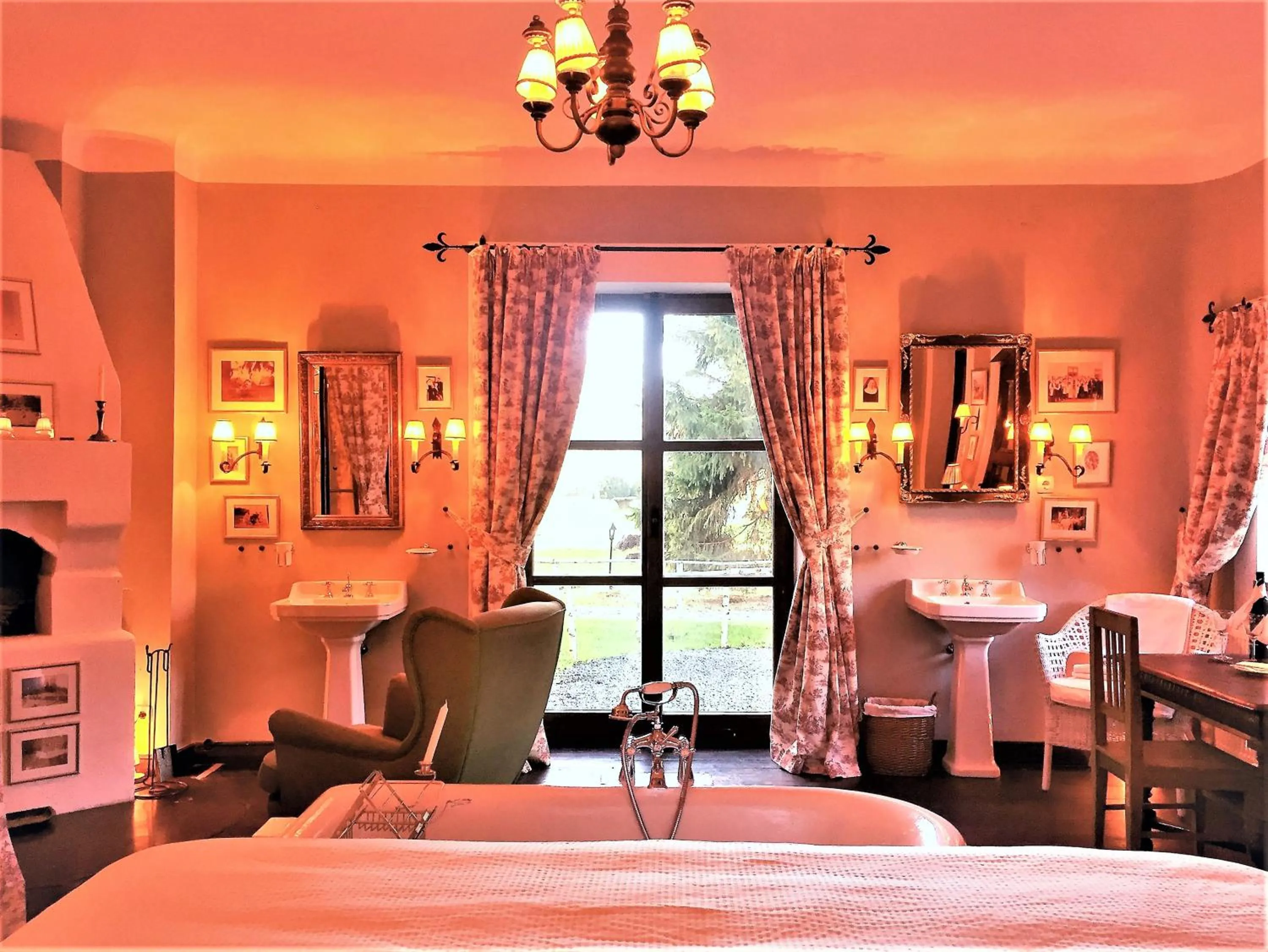 Photo of the whole room, Bed in Zabola Estate - Transylvania