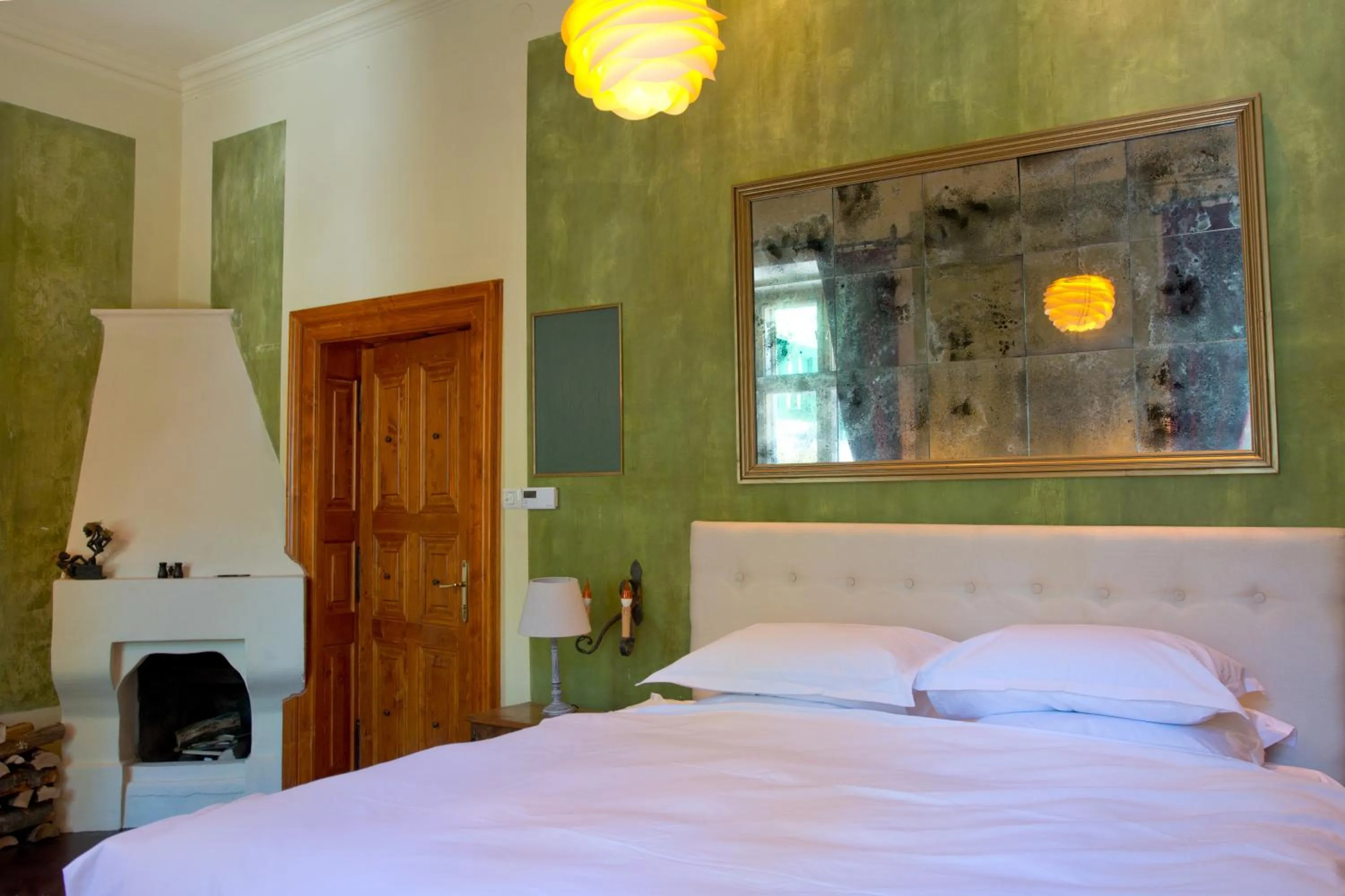 Photo of the whole room, Bed in Zabola Estate - Transylvania