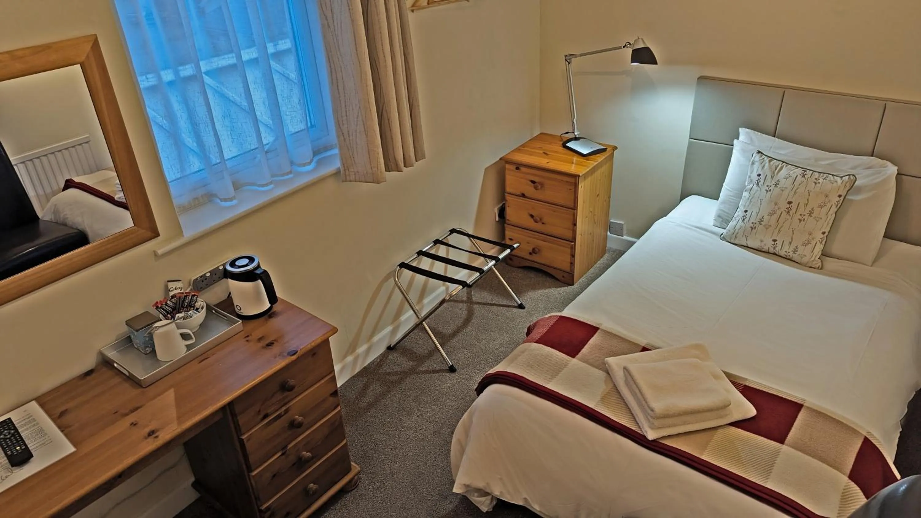 Bedroom, Bed in Ivybridge Guesthouse