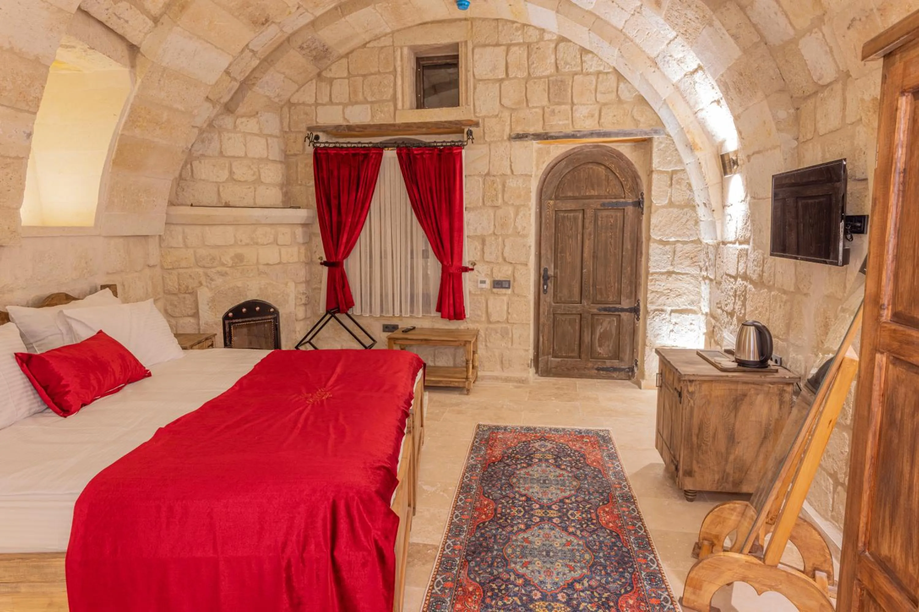 Bed in Chakra Special Caves