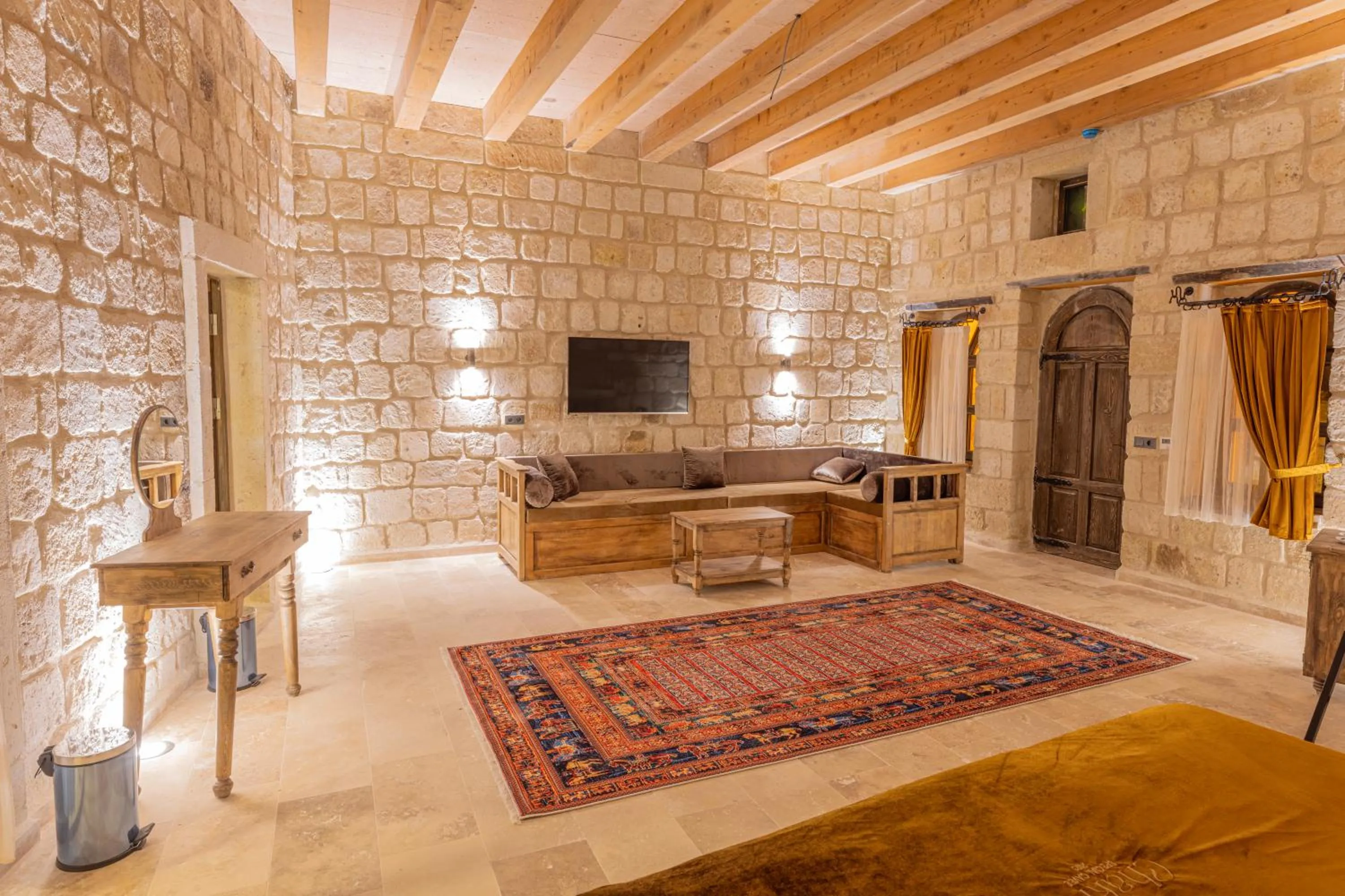 Living room in Chakra Special Caves