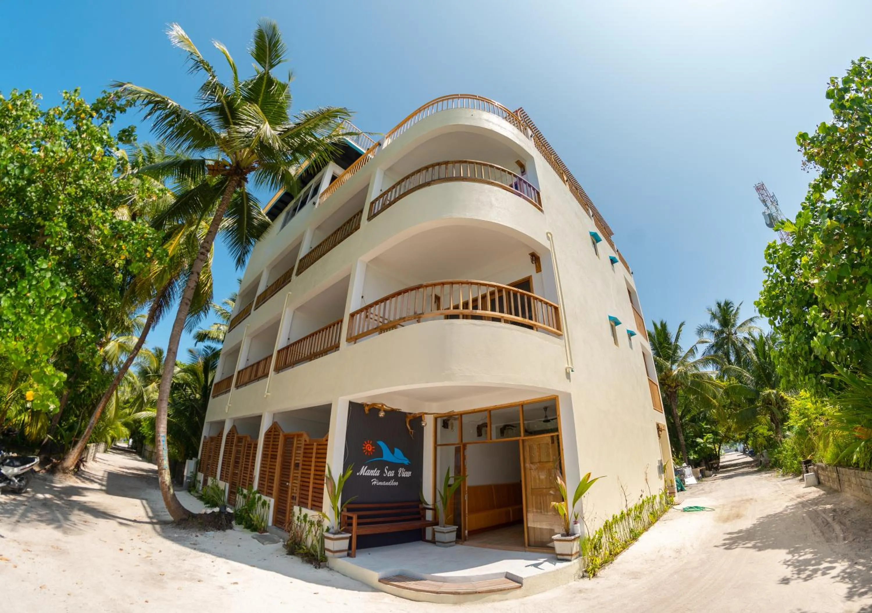 Property building in Manta Sea View Himandhoo