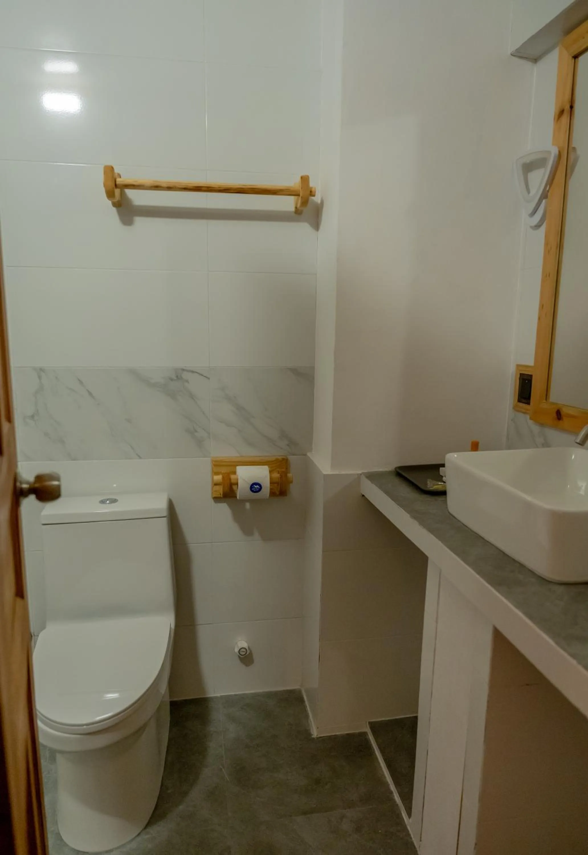 Toilet in Manta Sea View Himandhoo