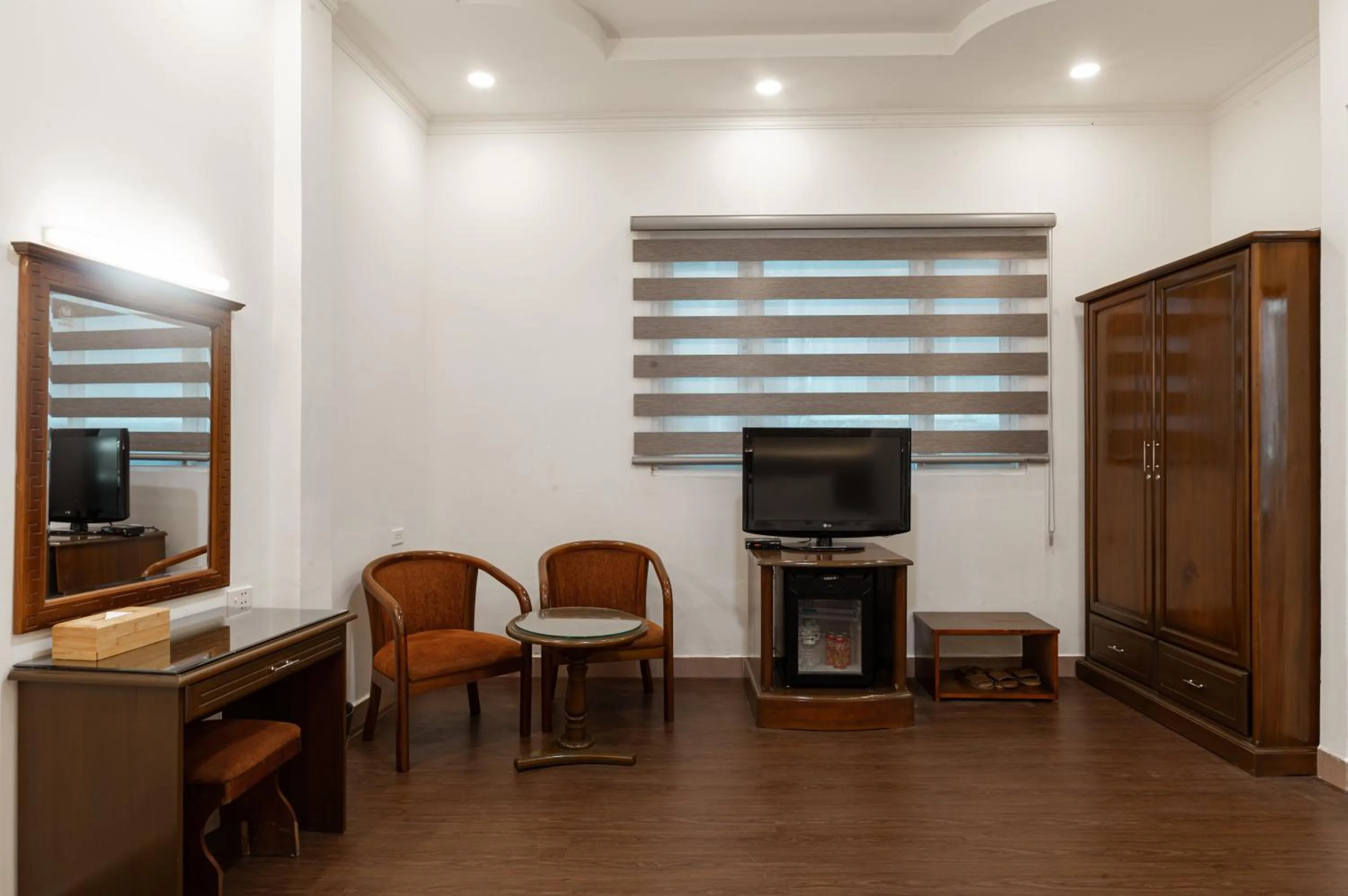 Bedroom in Lantern Hotel