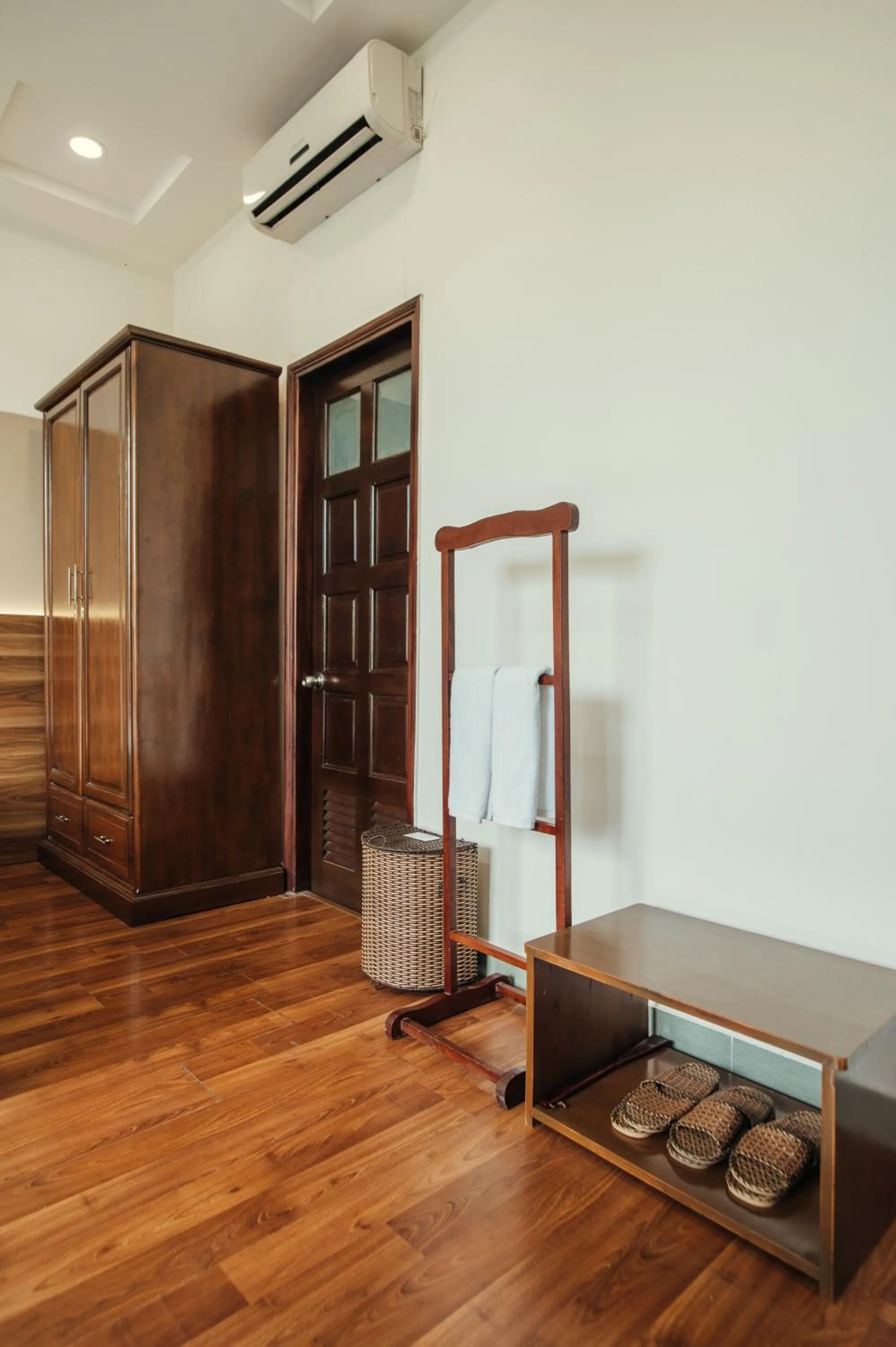 furniture in Lantern Hotel