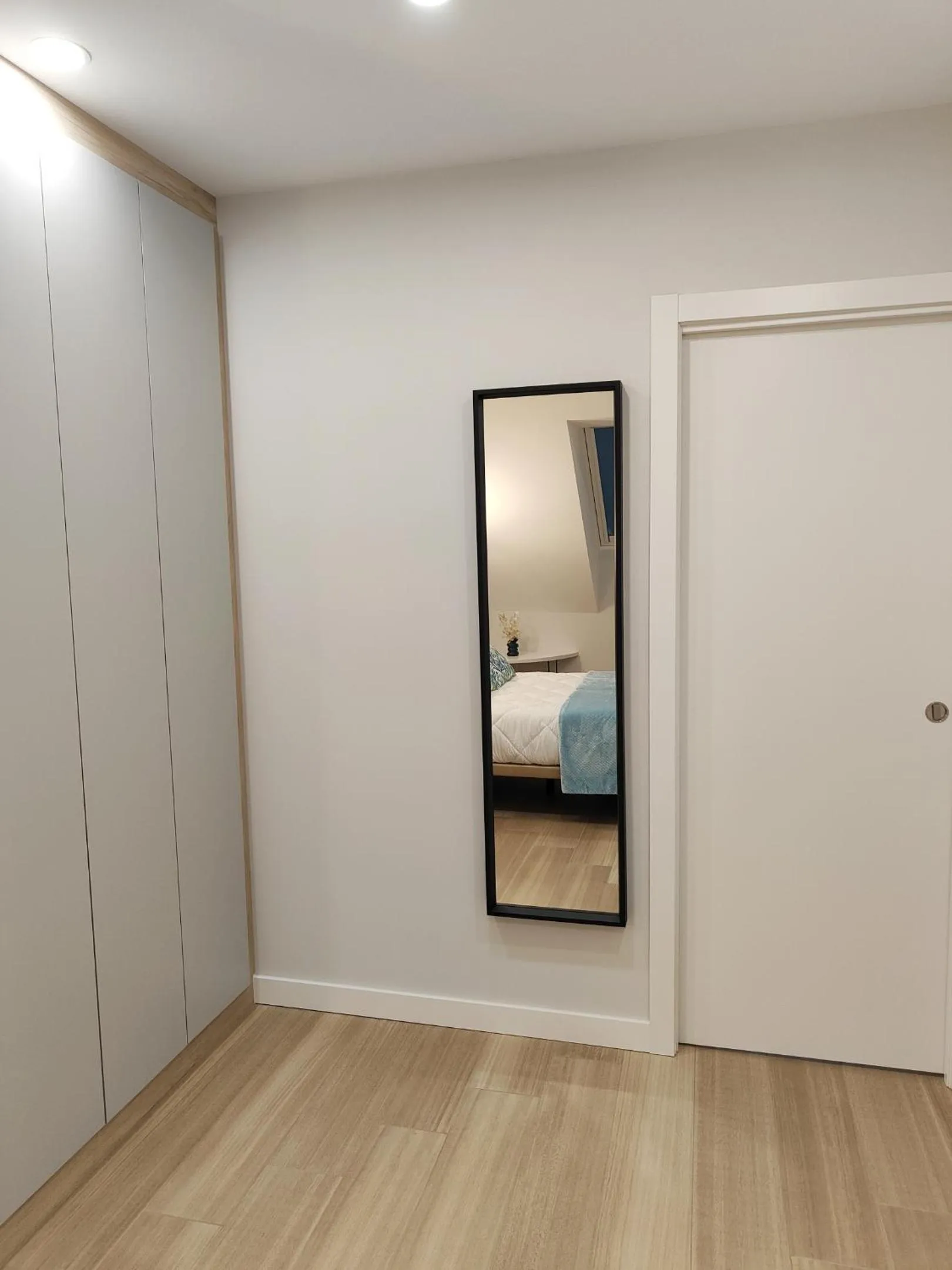 Bedroom, Bed in Apartamentos Centro Oviedo Caveda