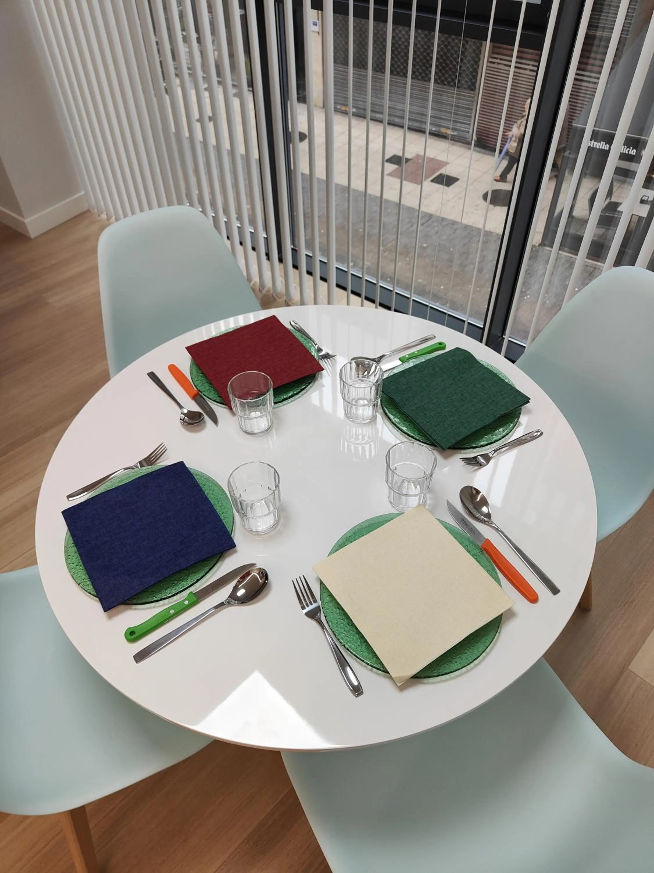 Dining area in Apartamentos Centro Oviedo Caveda