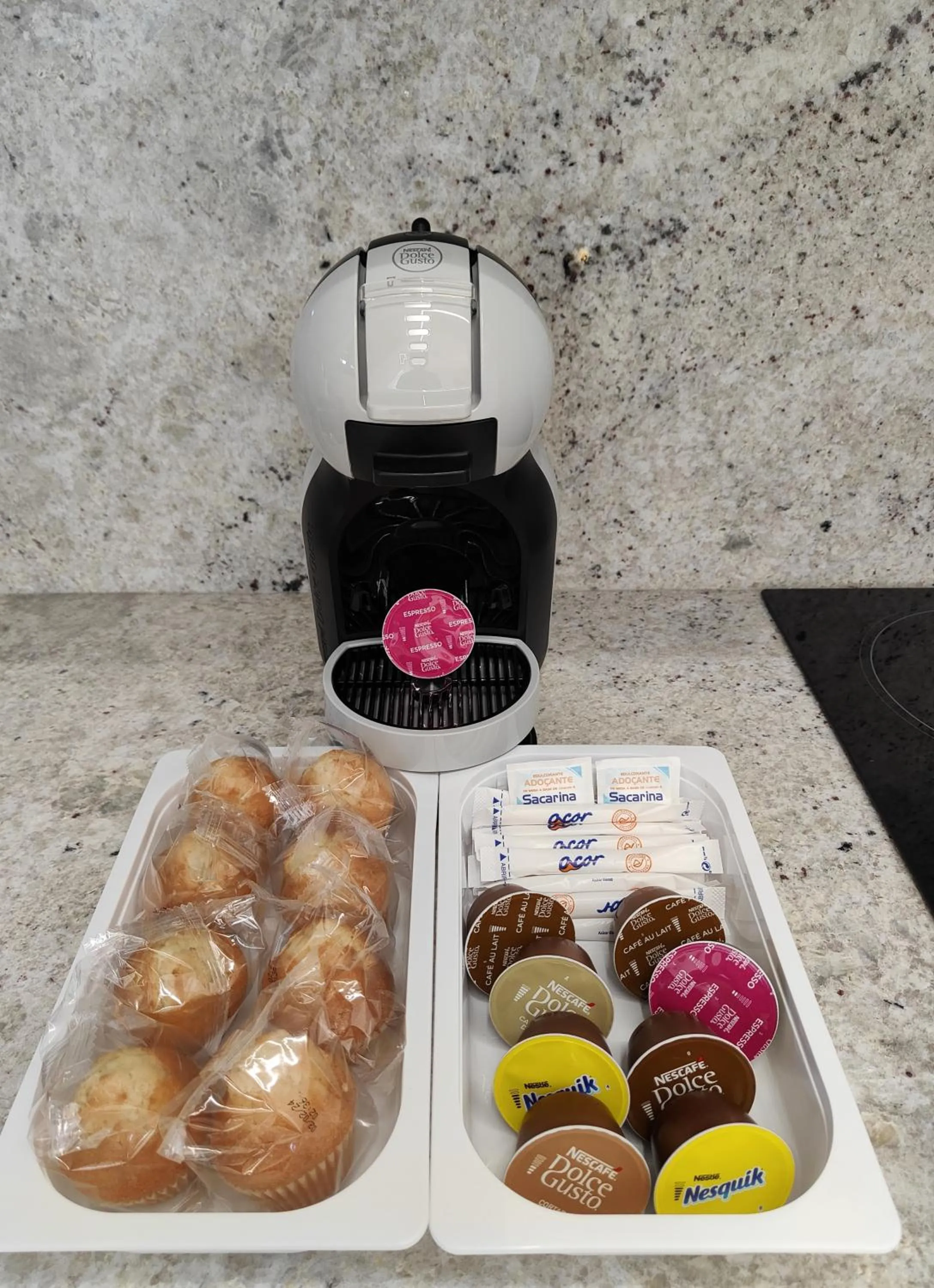 Coffee/tea facilities in Apartamentos Centro Oviedo Caveda