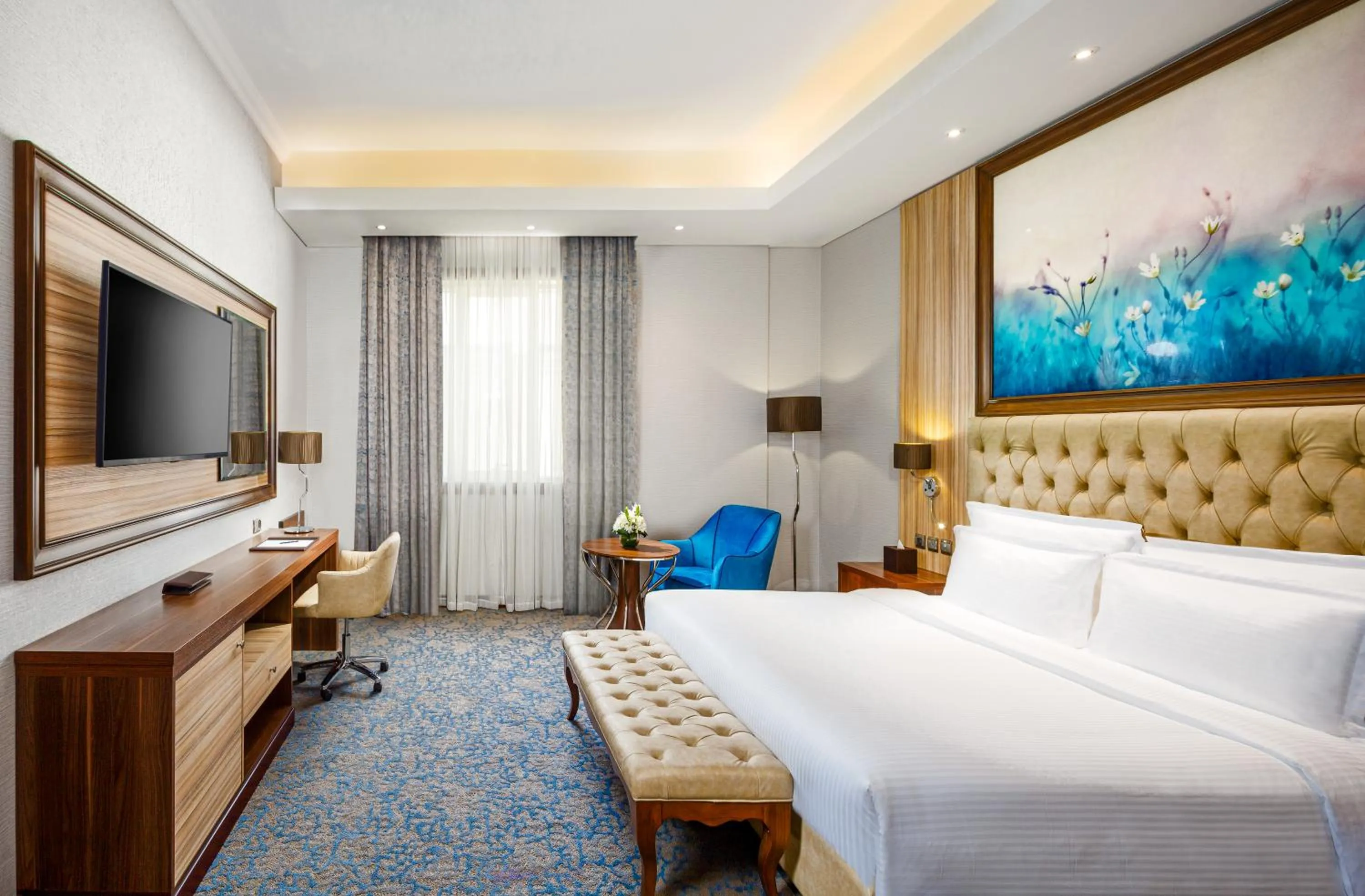 Bedroom, Bed in Millennium Place Doha