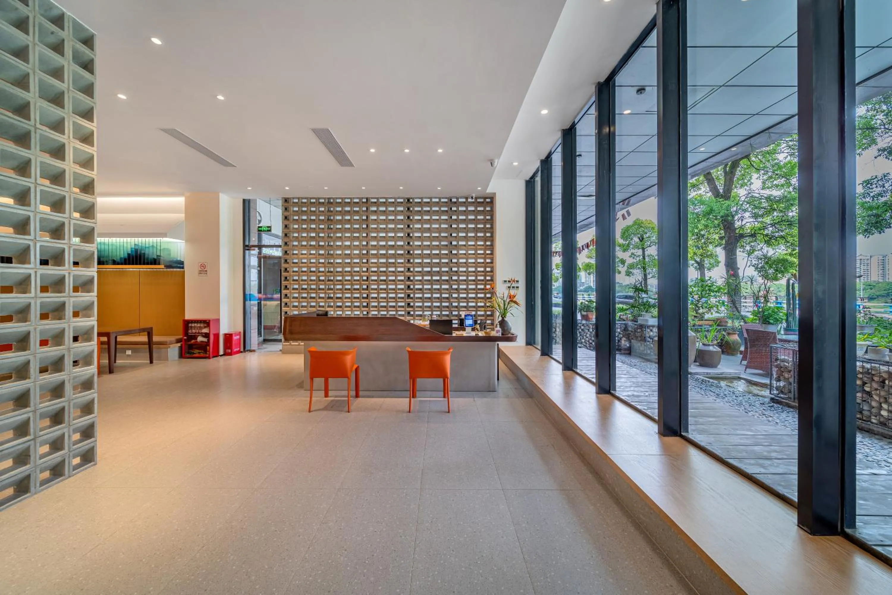 Lobby or reception in Wuyu Hotel Chongqing Southwest University & Jialing Riverside